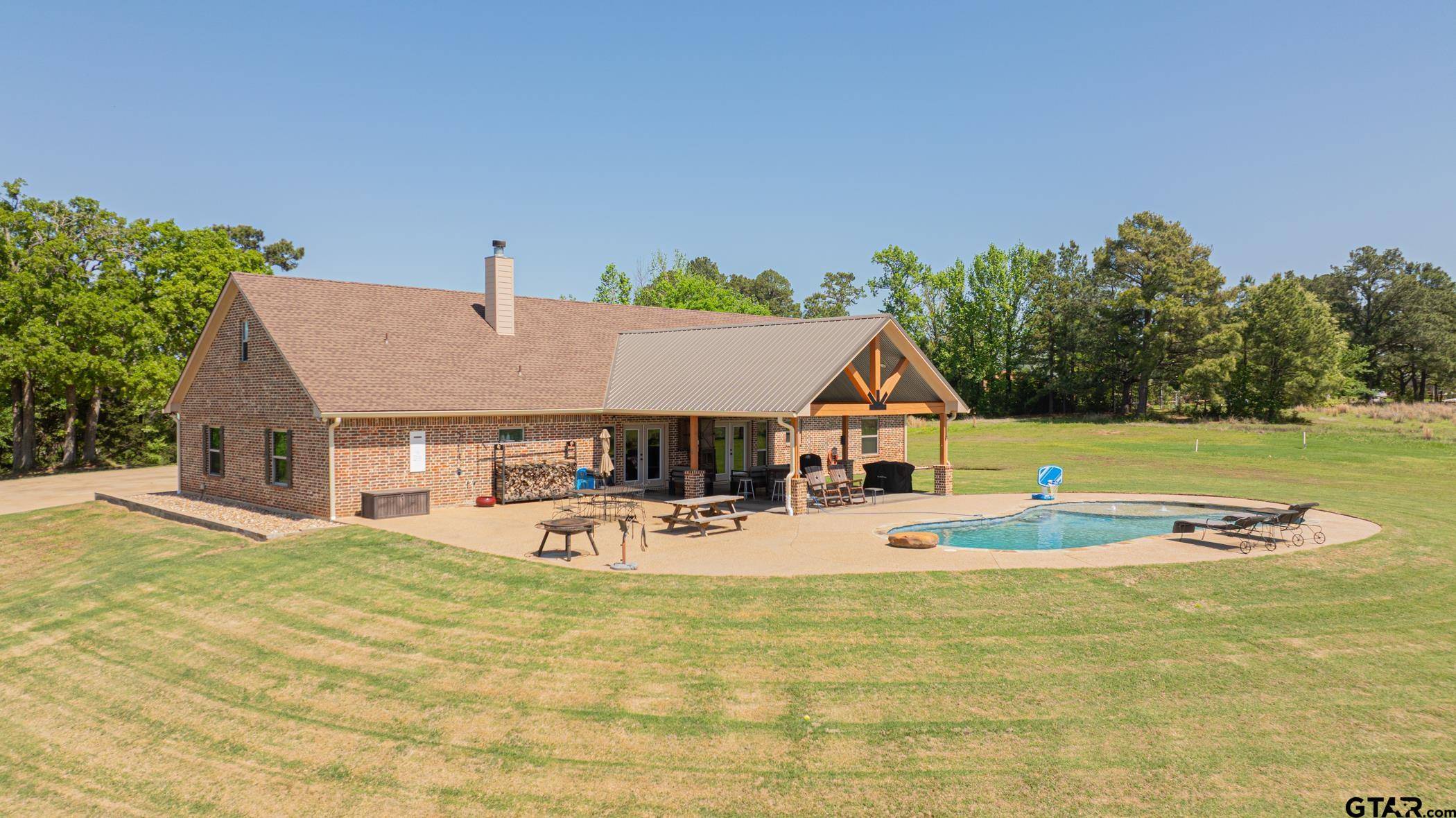 Kilgore, TX 75662,8148 County Road 3111 N