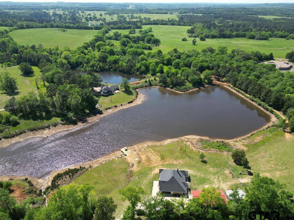 Winona, TX 75792,16021 FM 2015