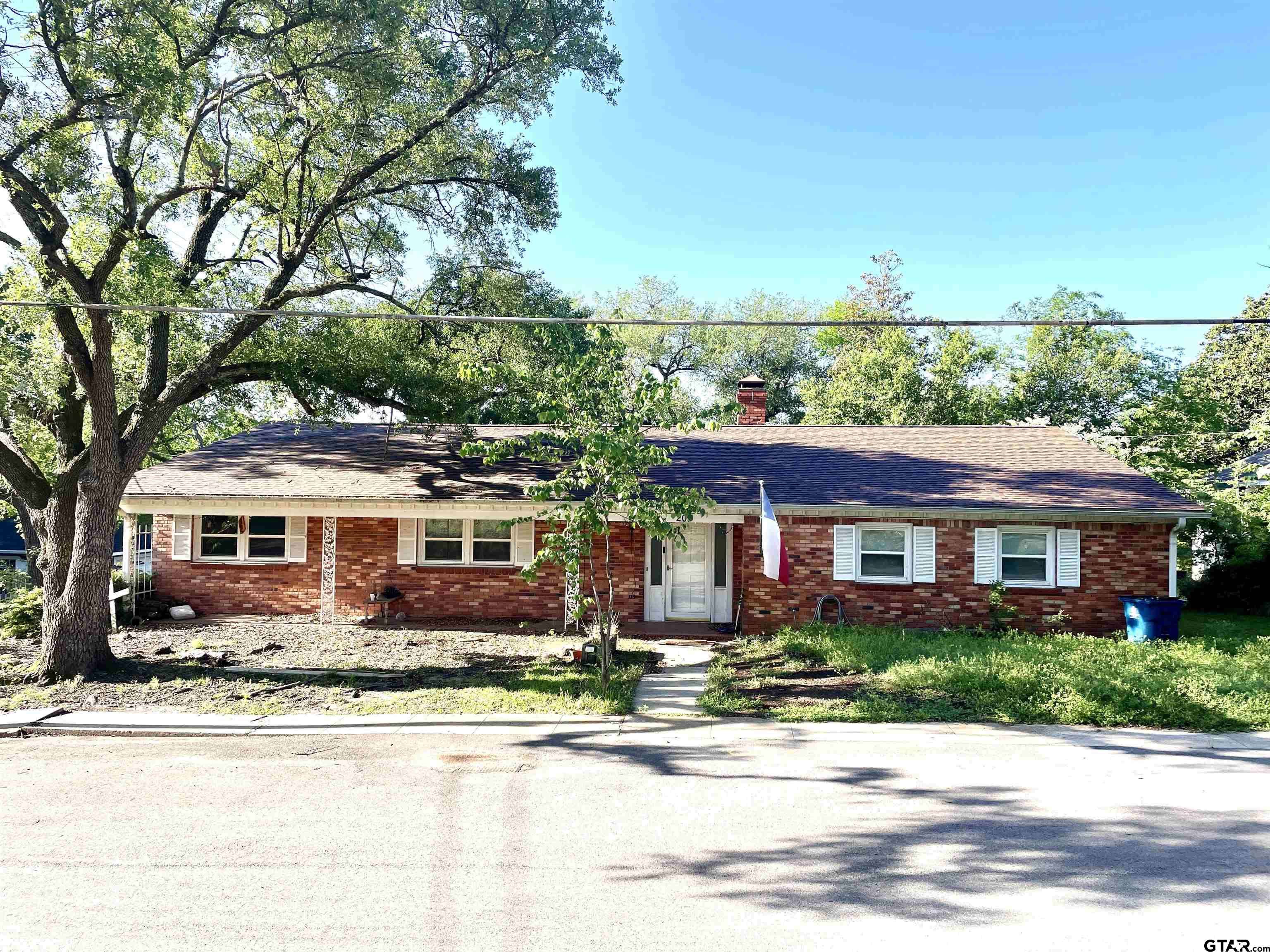 Big Sandy, TX 75755,201 W Gilmer St.