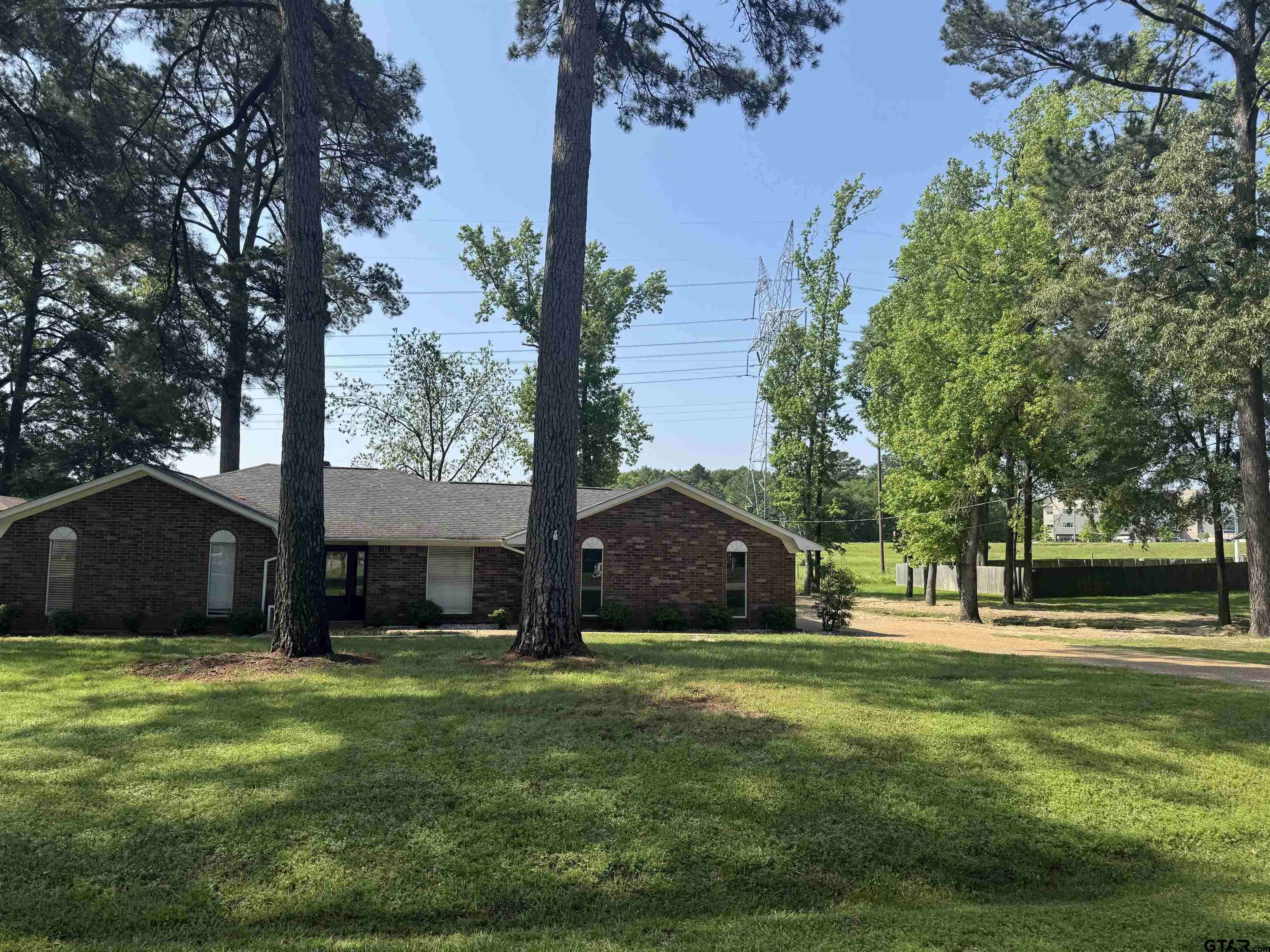 Tyler, TX 75707,8856 Pleasant Hill Cir