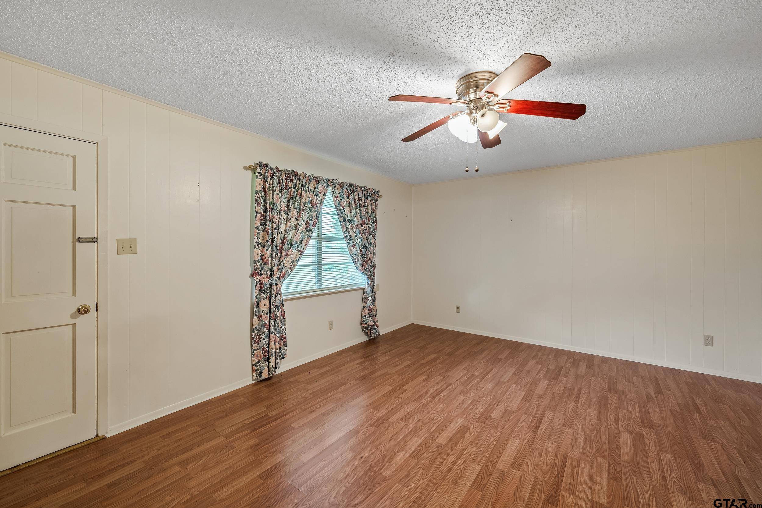 Whitehouse, TX 75791,206 Tomlin St