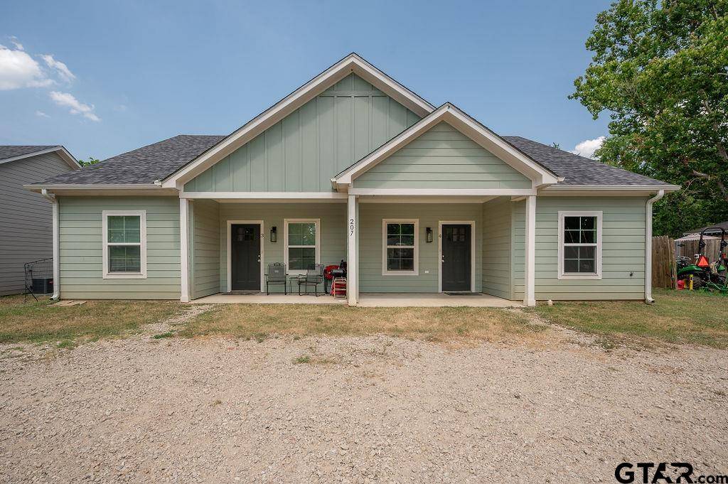 Arp, TX 75750,207 Gordon St #3