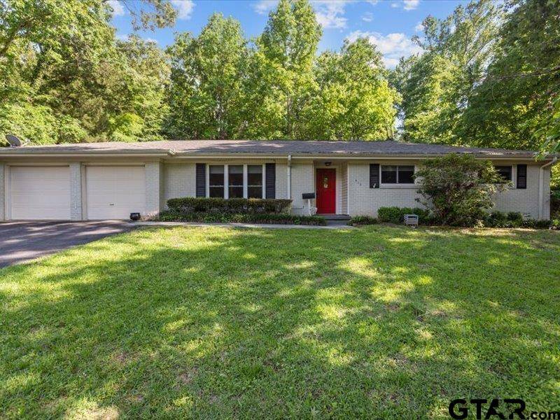 Palestine, TX 75801,415 Lakeshore Dr