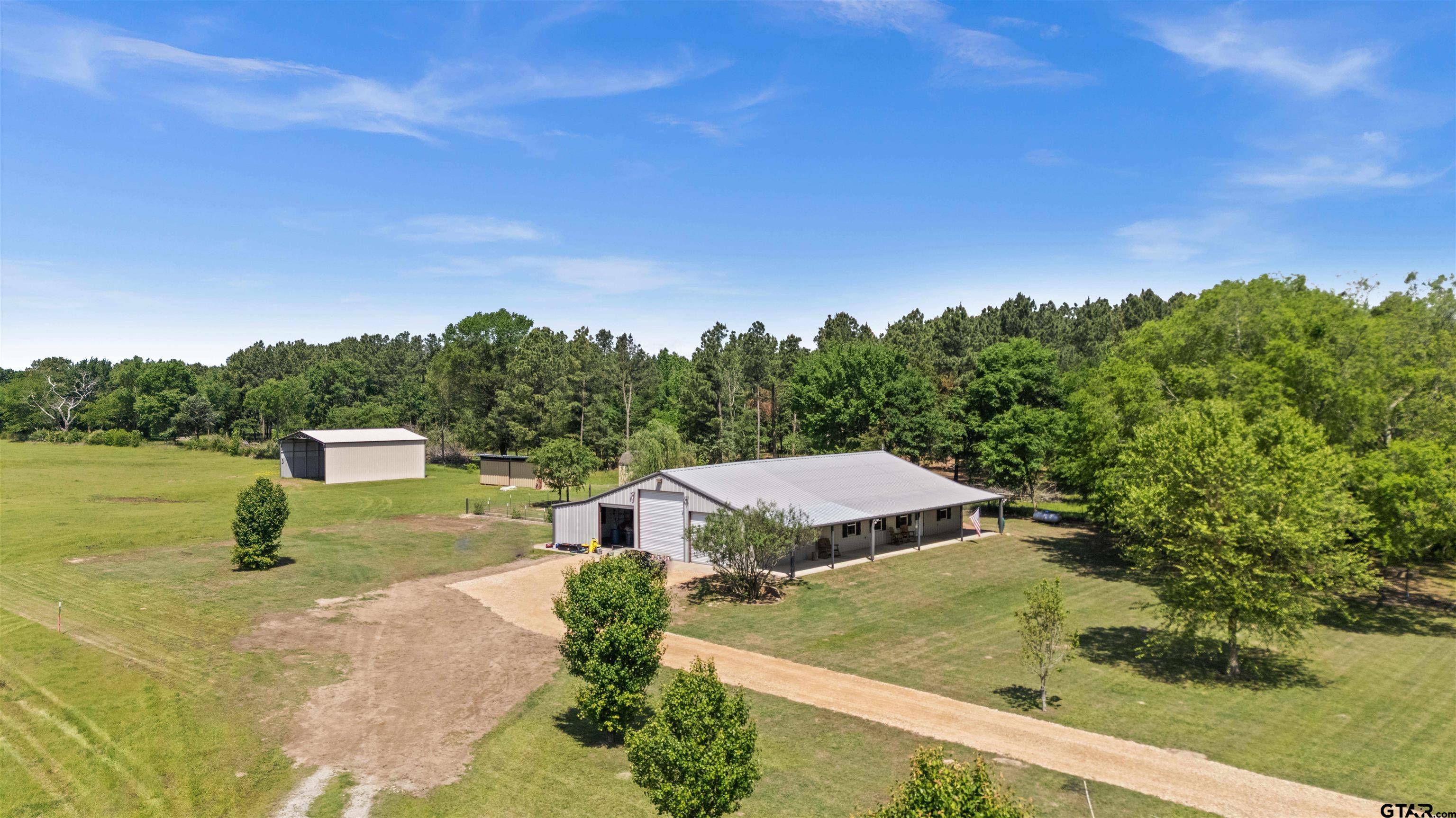 Mineola, TX 75773,477 CR 2205