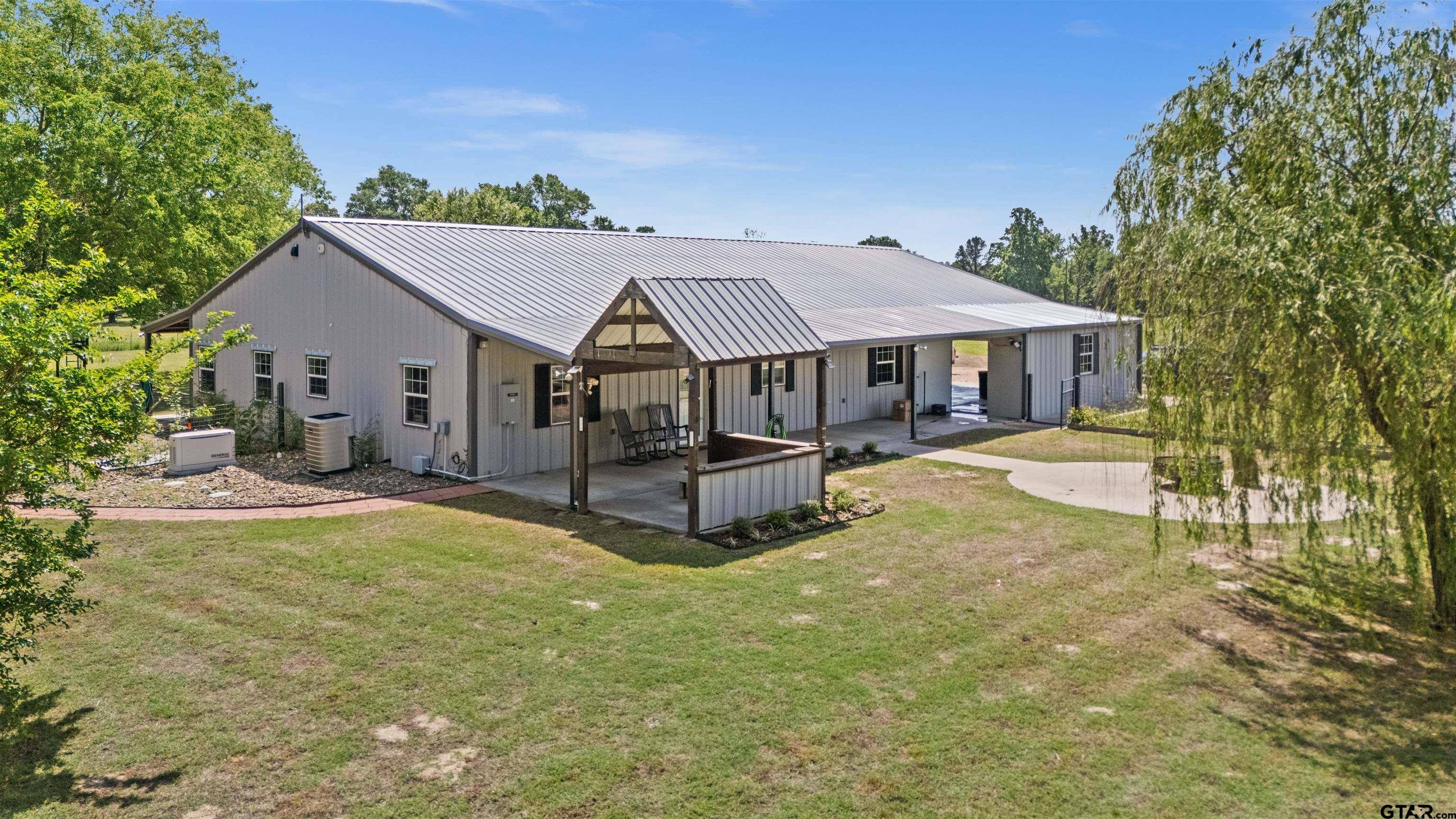 Mineola, TX 75773,477 CR 2205