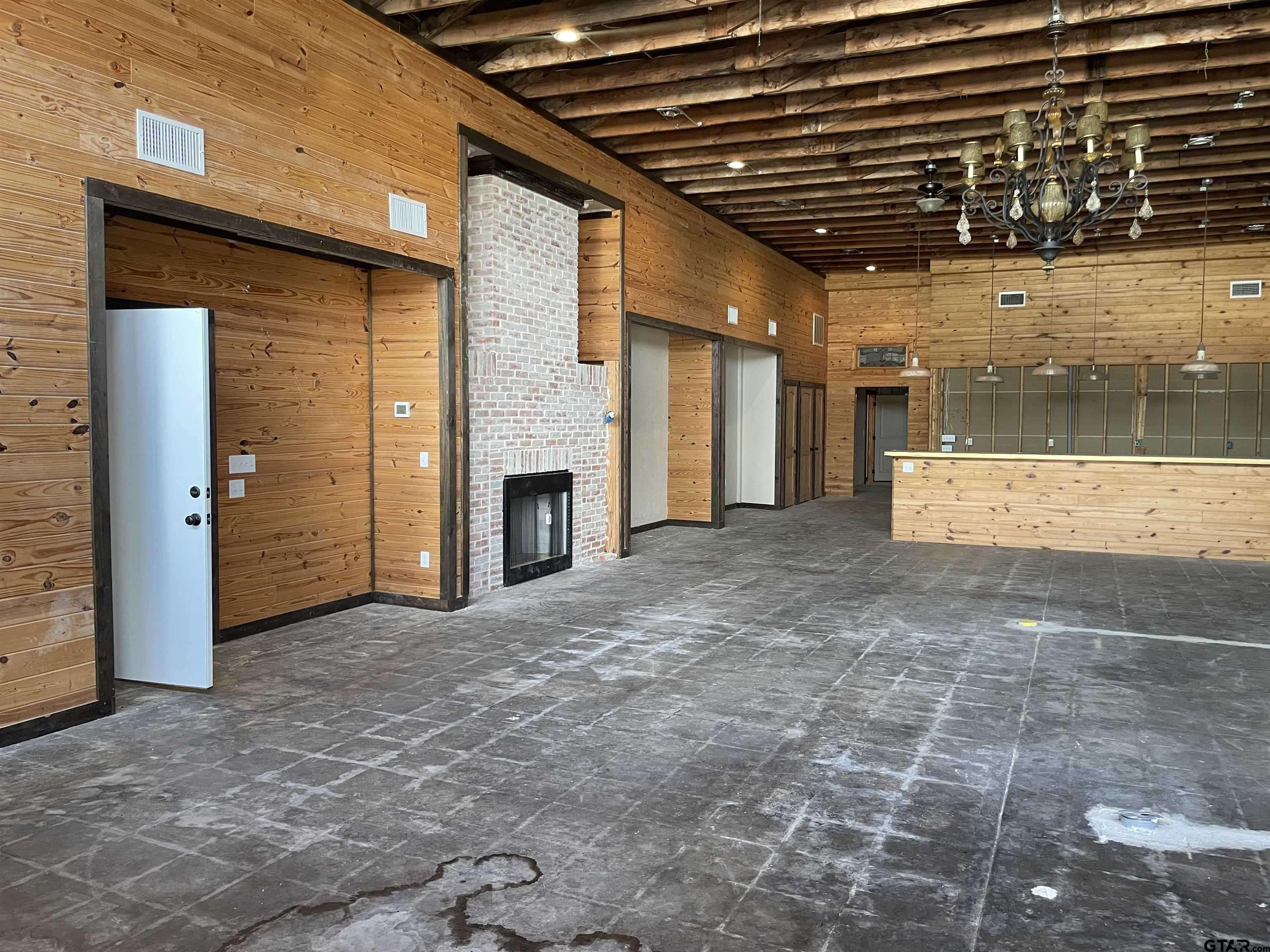 Alba, TX 75410,189 Broadway St