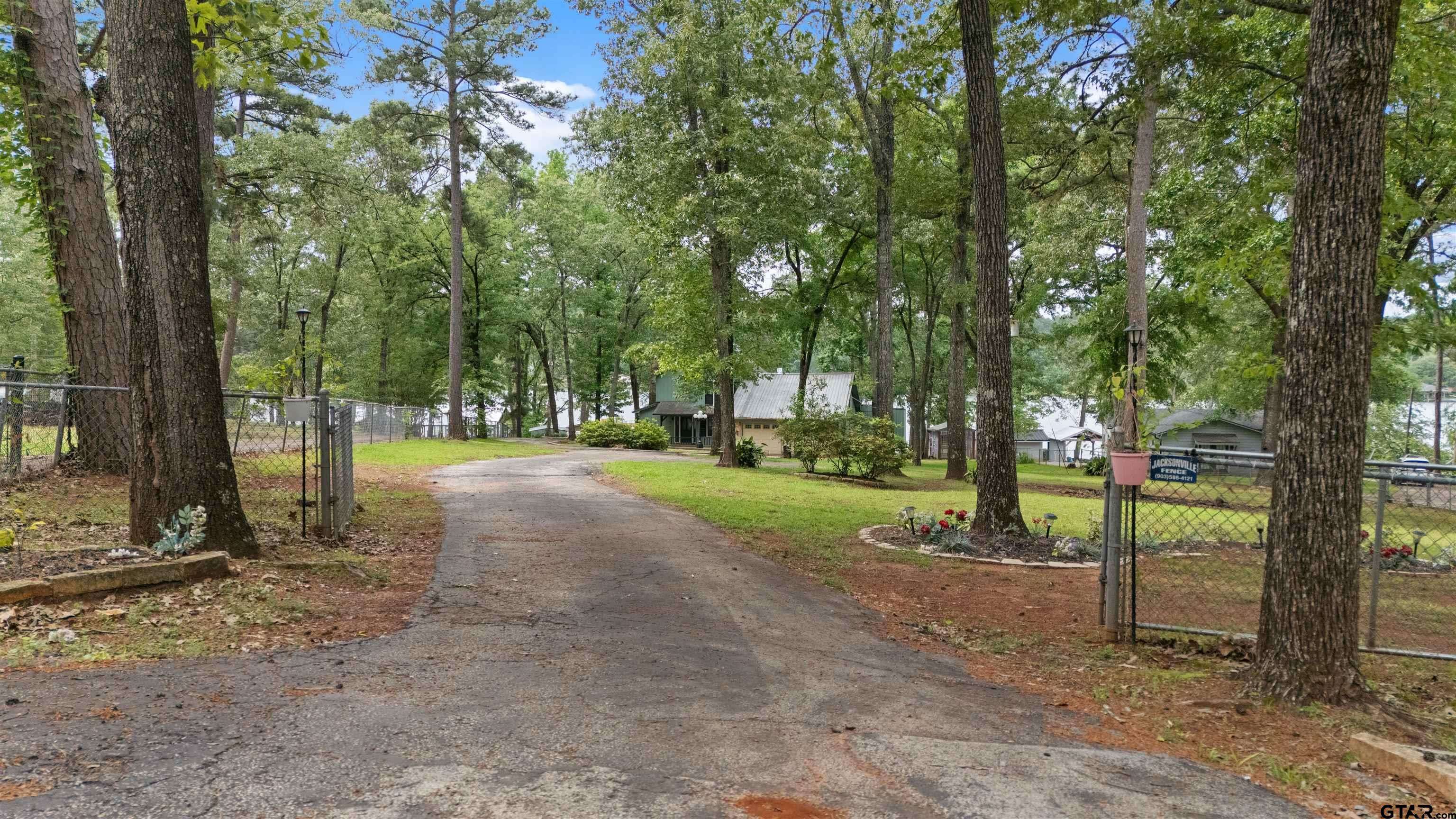 Jacksonville, TX 75766,844 County Road 3107