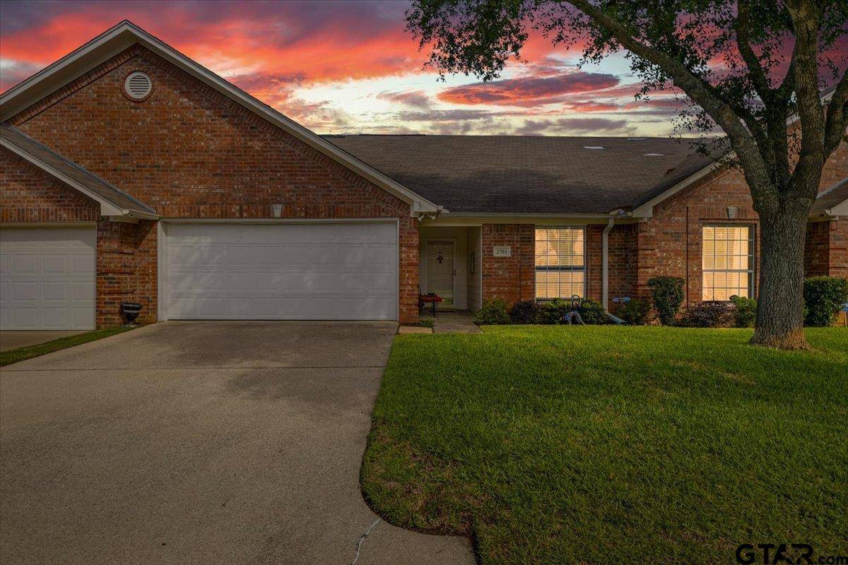 Tyler, TX 75703,5401 Hollytree Drive #2703