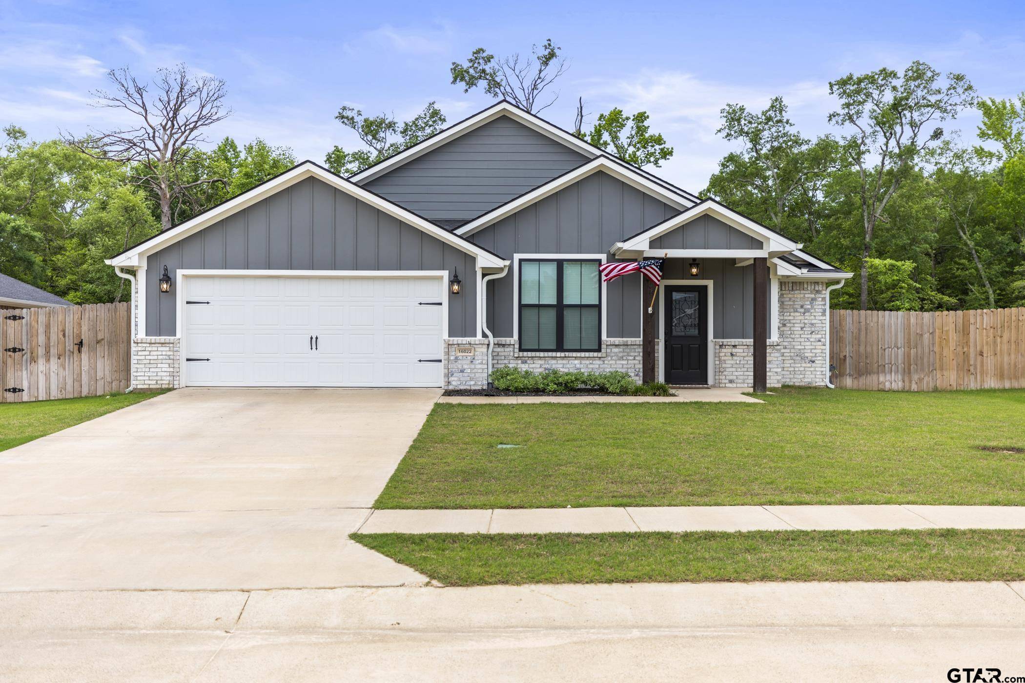 Lindale, TX 75771,16022 Crossing Cir