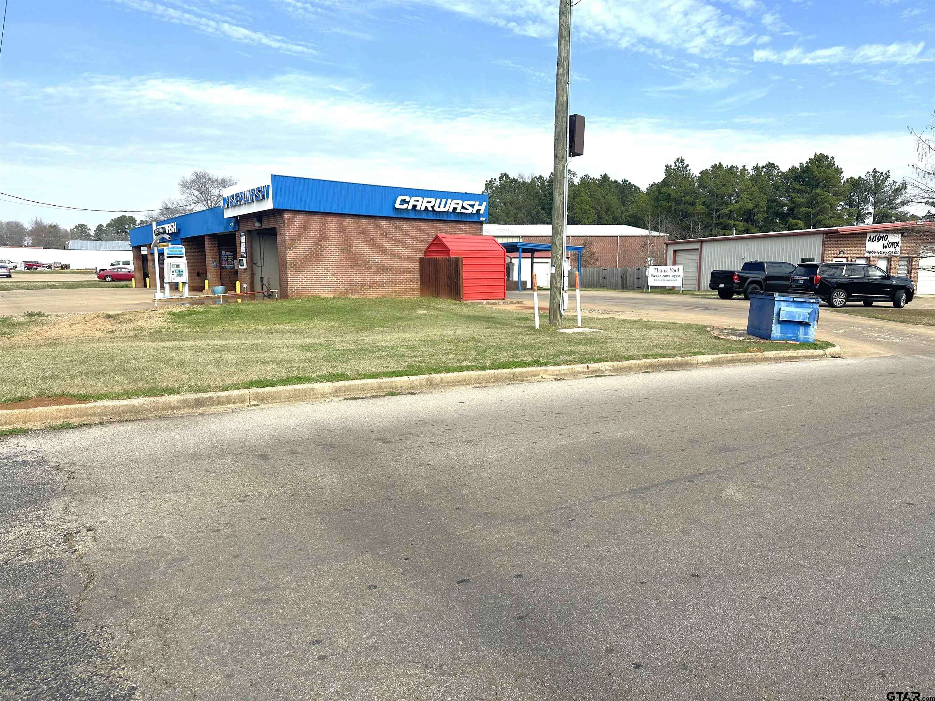 Whitehouse, TX 75791,709 Hwy 110 S