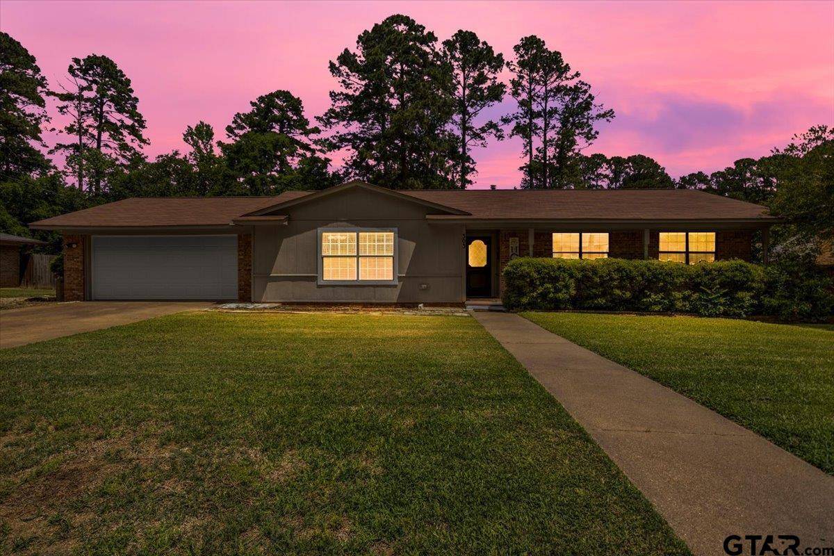 Troup, TX 75789,303 Westwood Dr