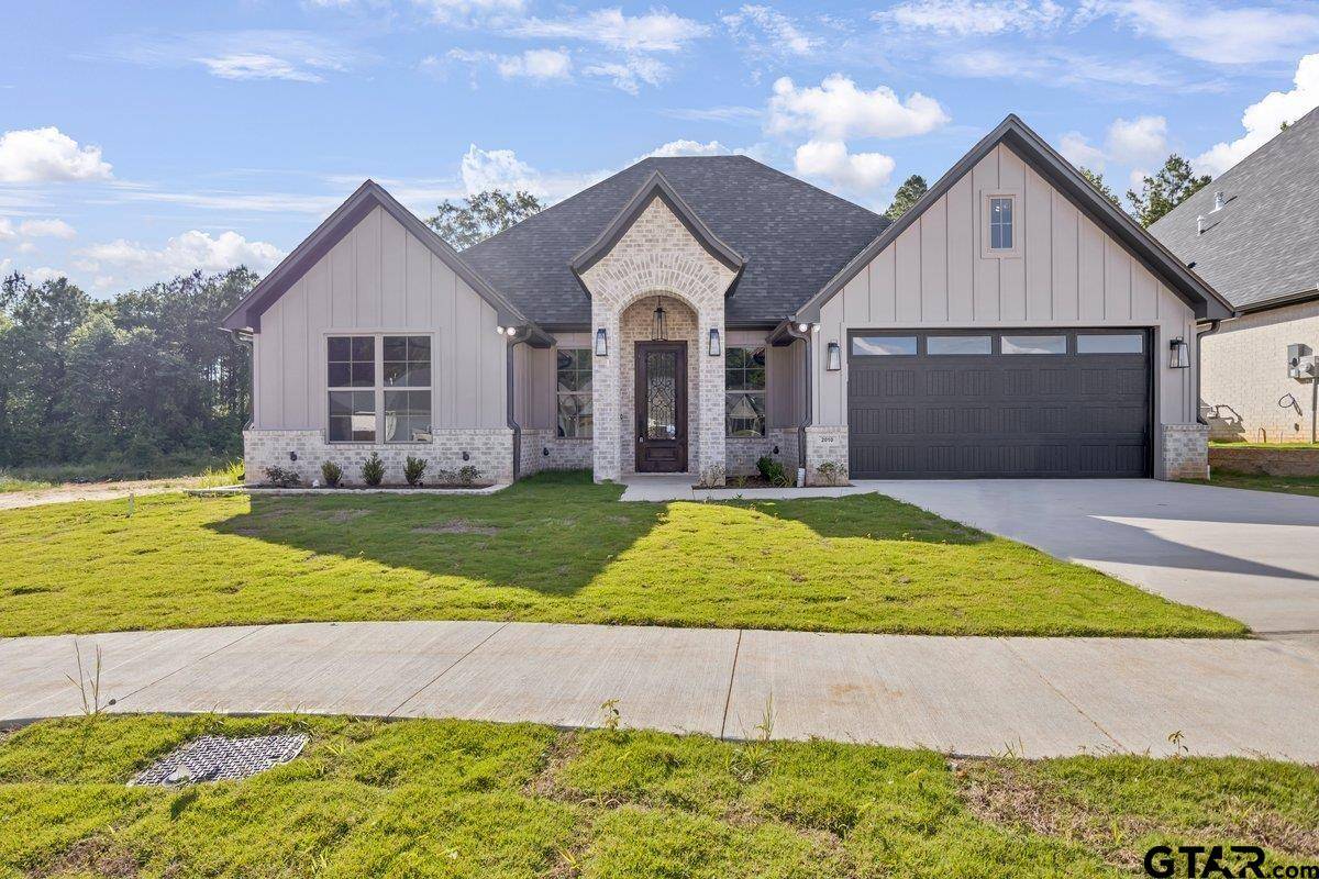 Tyler, TX 75703,2010 Locklear Ln