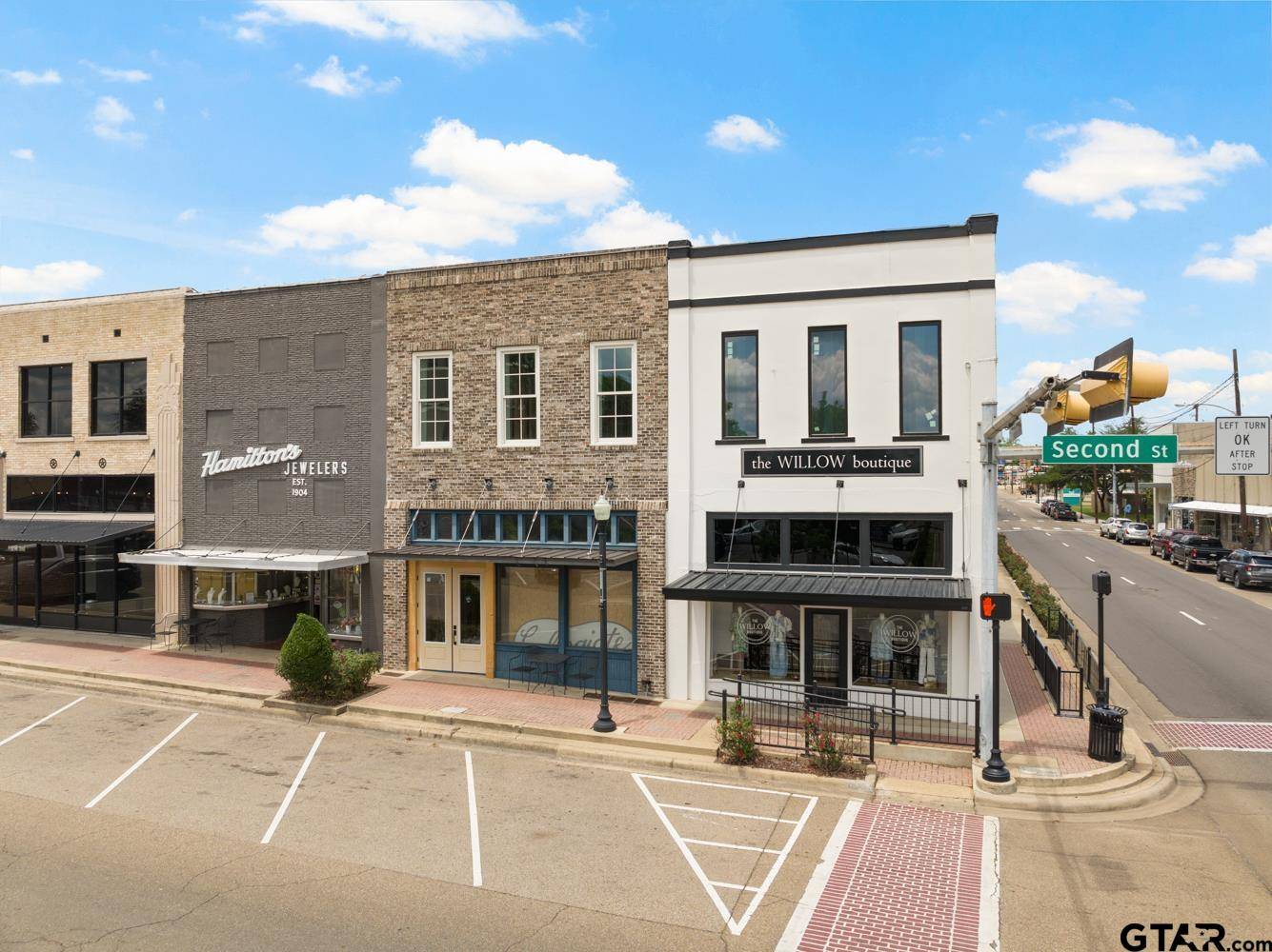 Mt Pleasant, TX 75455,106 W 2nd St