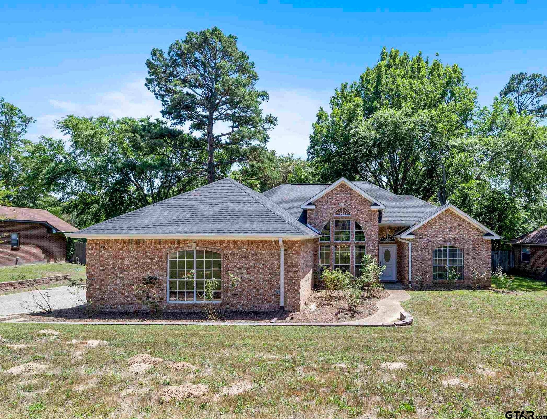 Tyler, TX 75703,1737 Bearwood Lane