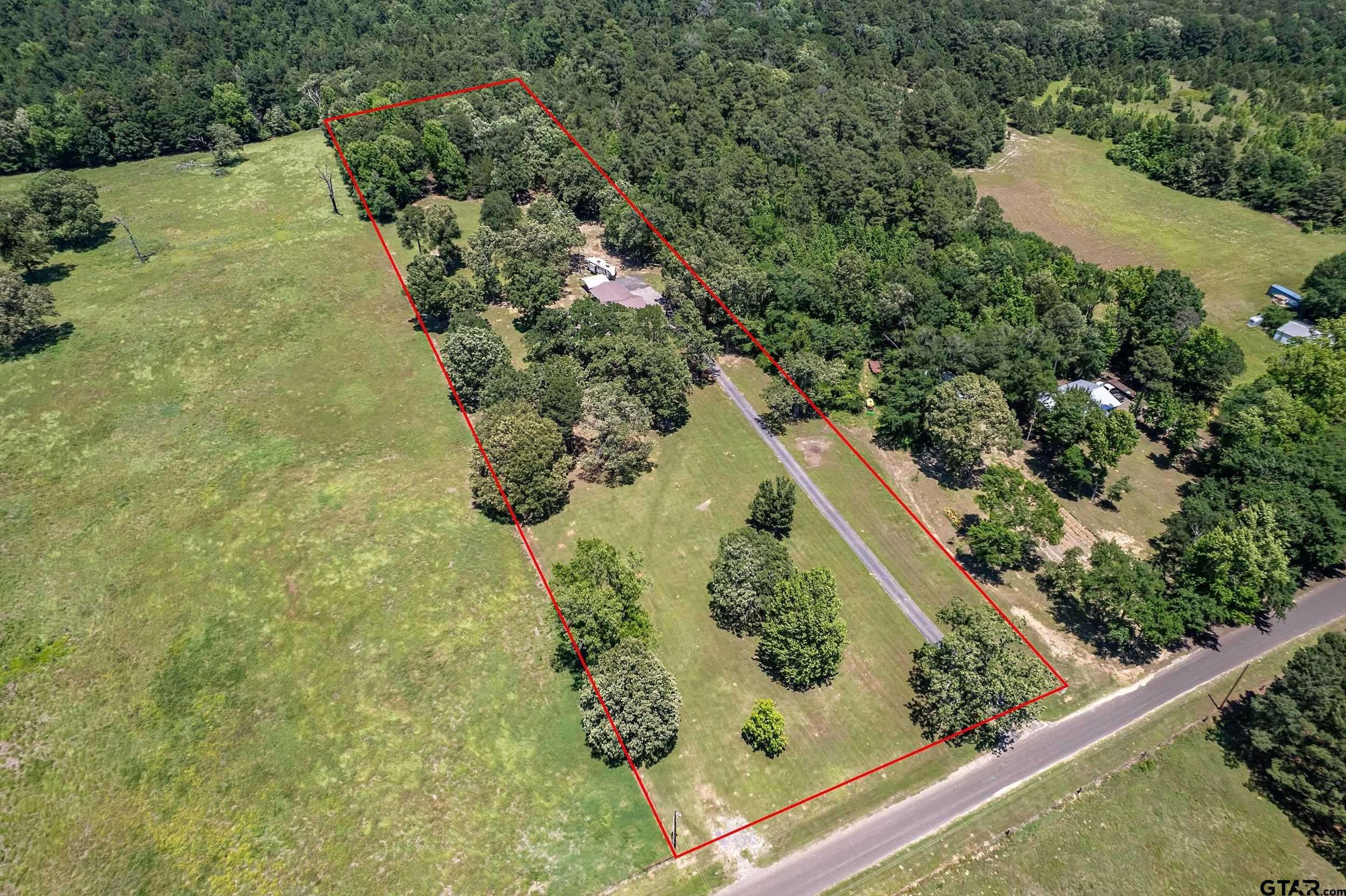 Mineola, TX 75773,1114 County Road 3275