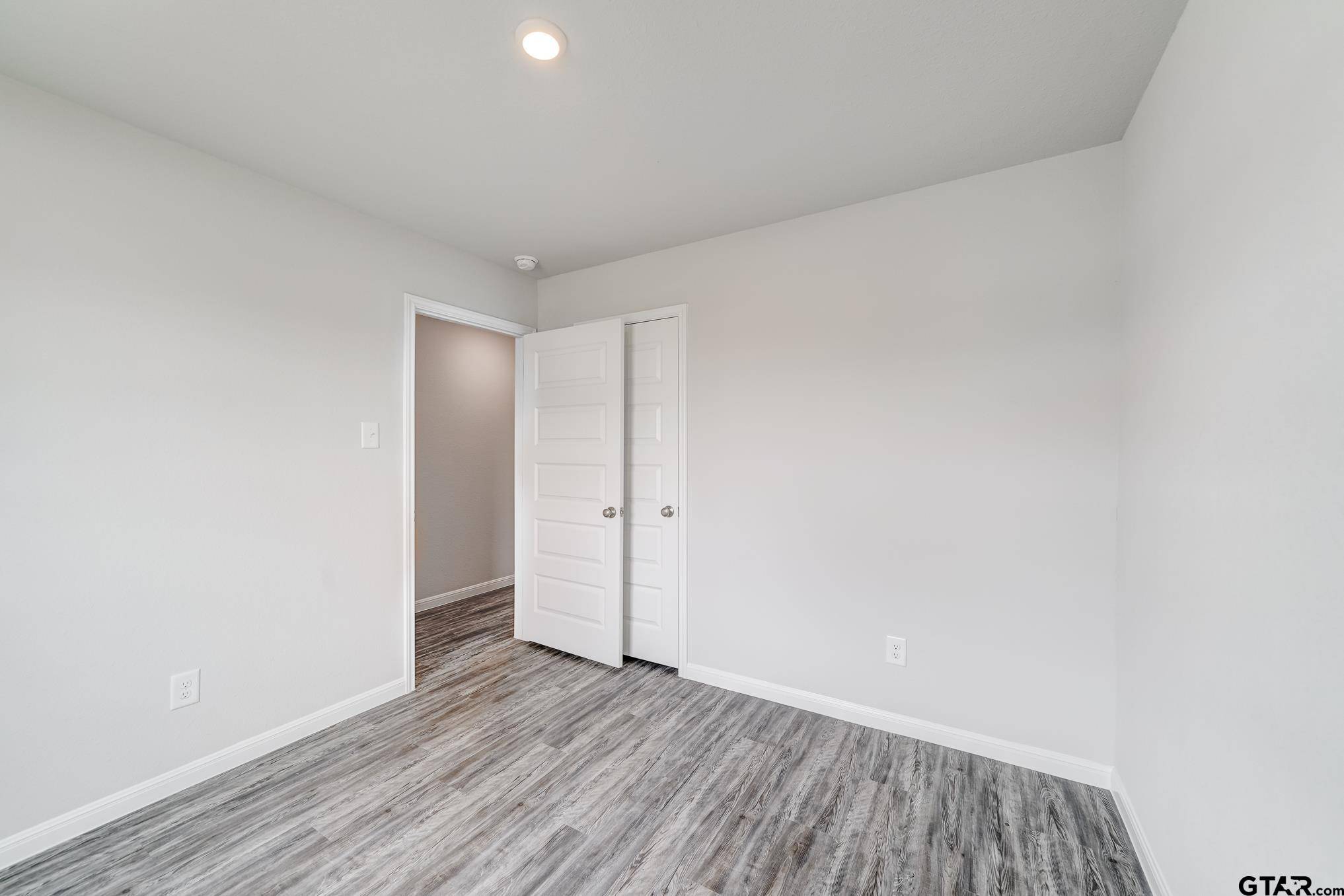 Gilmer, TX 75644,327 Oak Valley Dr.