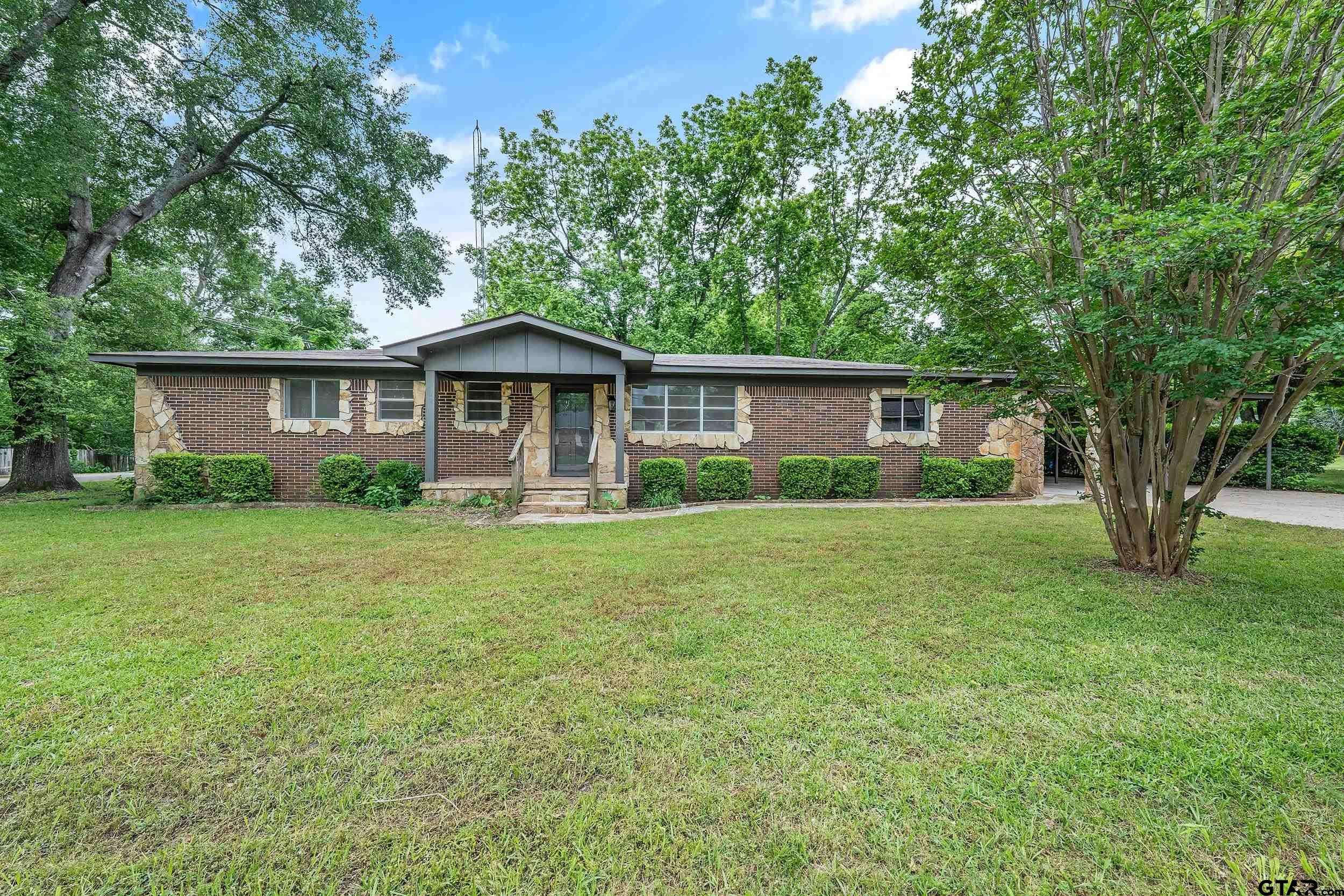 Lindale, TX 75771,400 Wendy St.