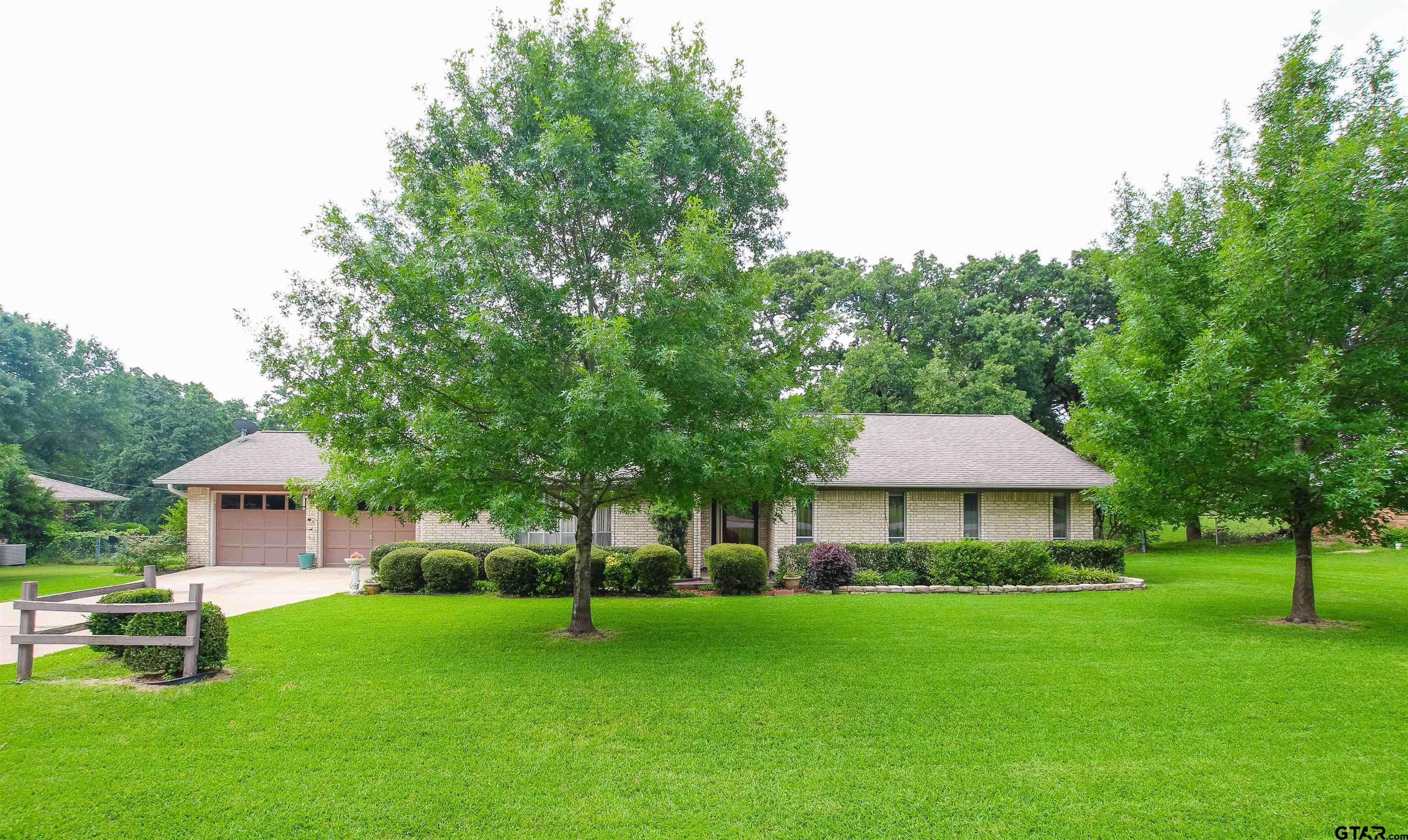 Gun Barrel City, TX 75156,107 Clover Dr