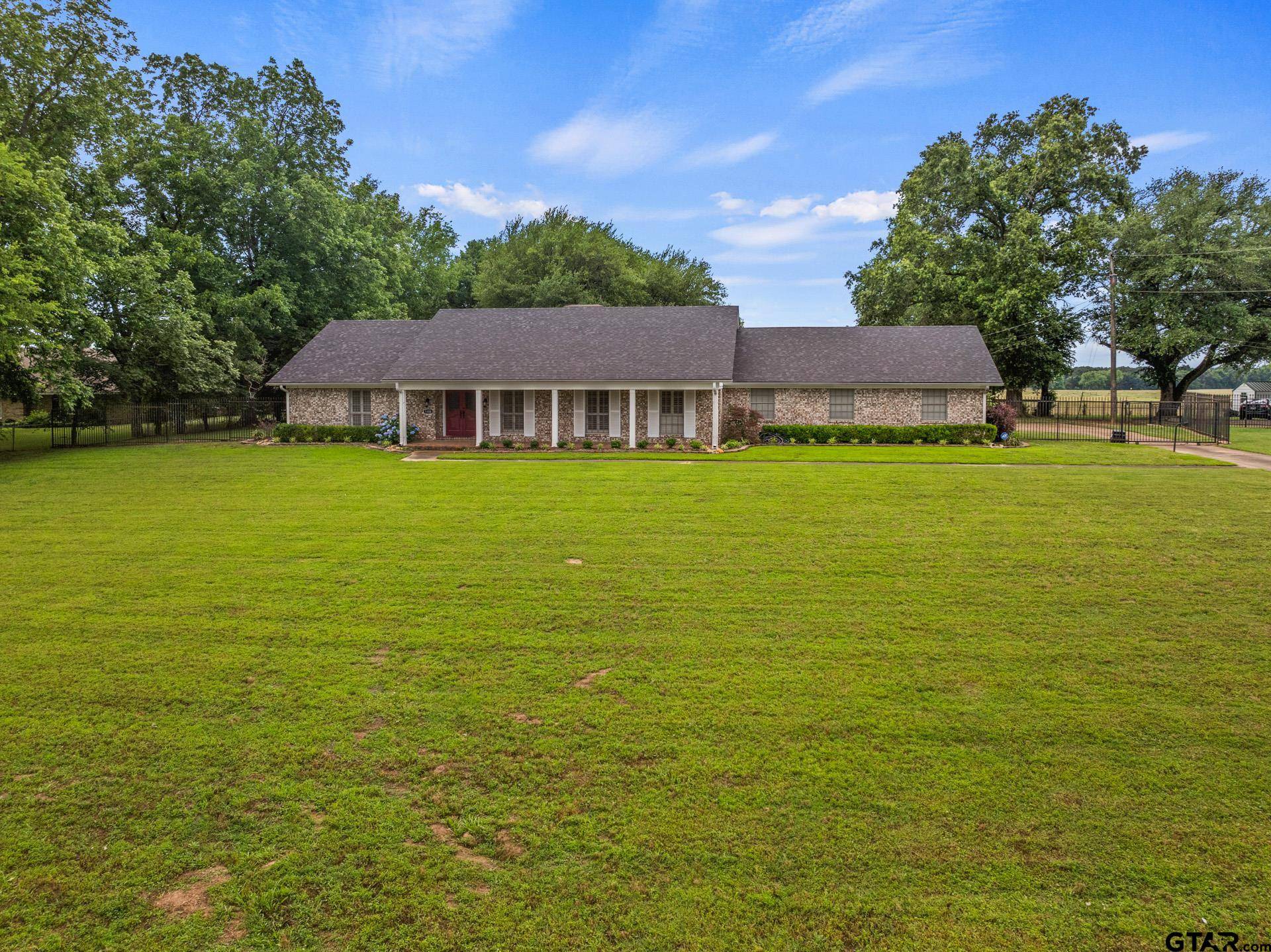 Pittsburg, TX 75686,1108 Quitman