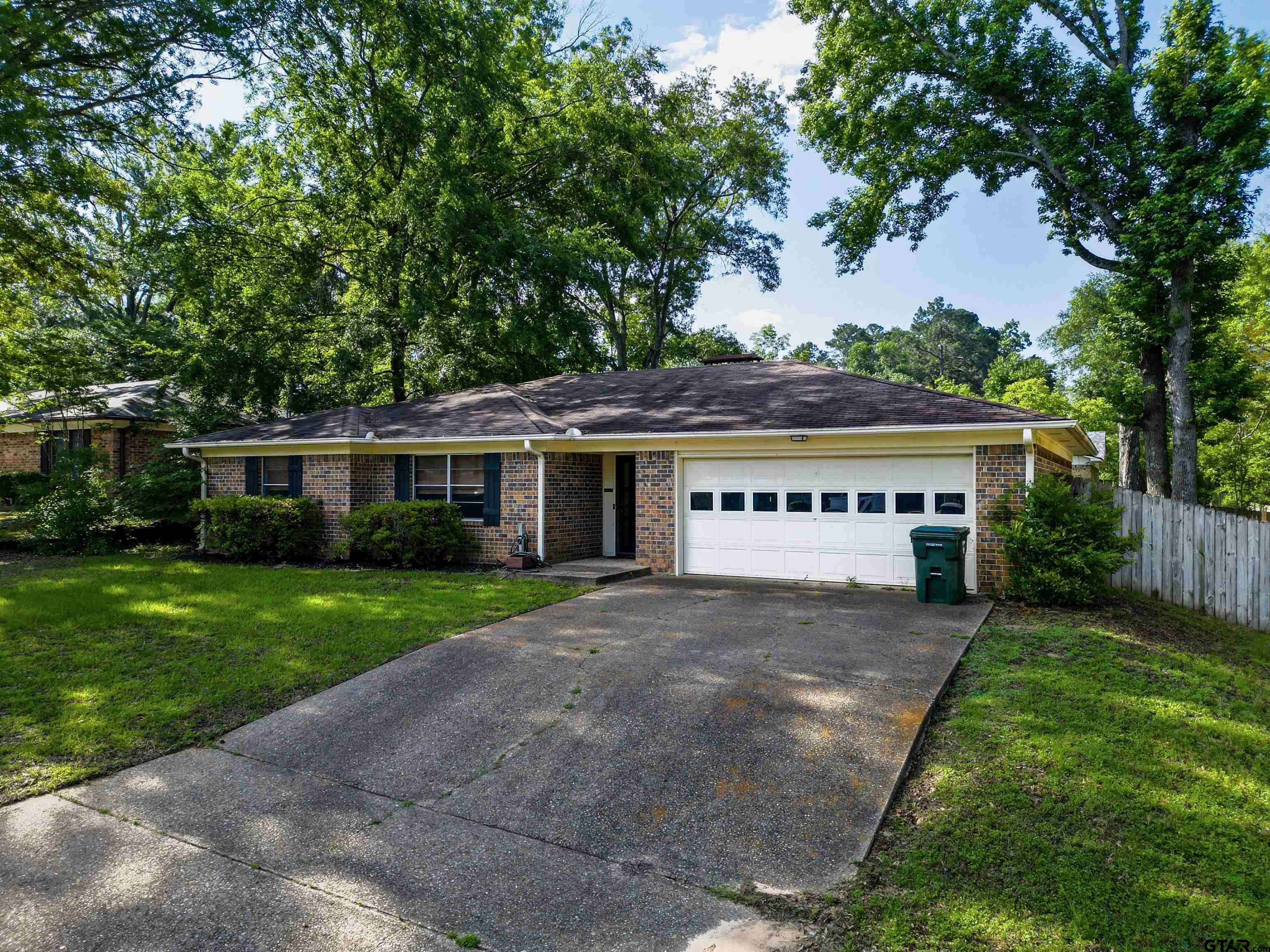 Tyler, TX 75701,2505 Merry Ln