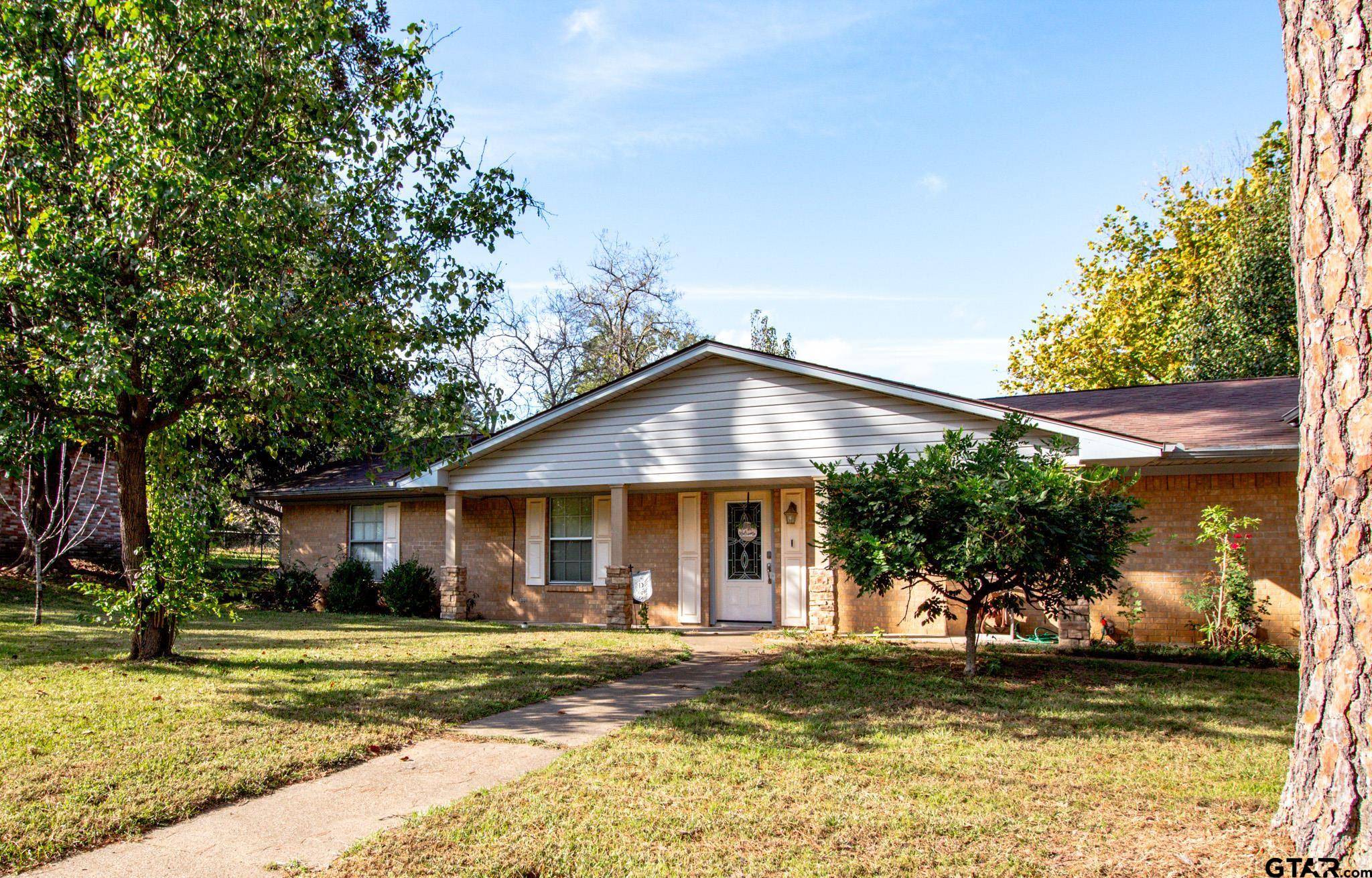 Hawkins, TX 75765,289 DICKARD