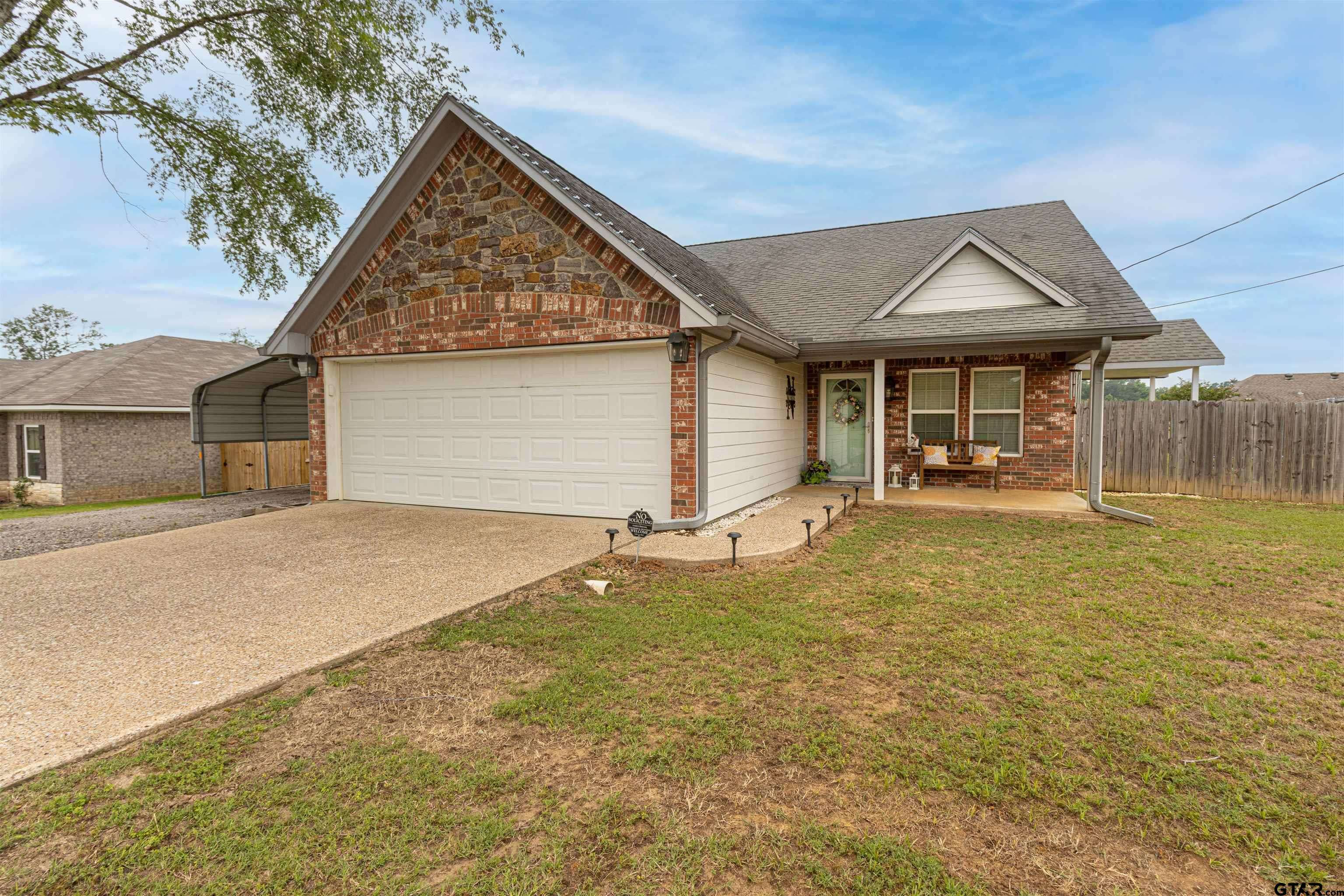 Whitehouse, TX 75791,108 S Rainbow Dr