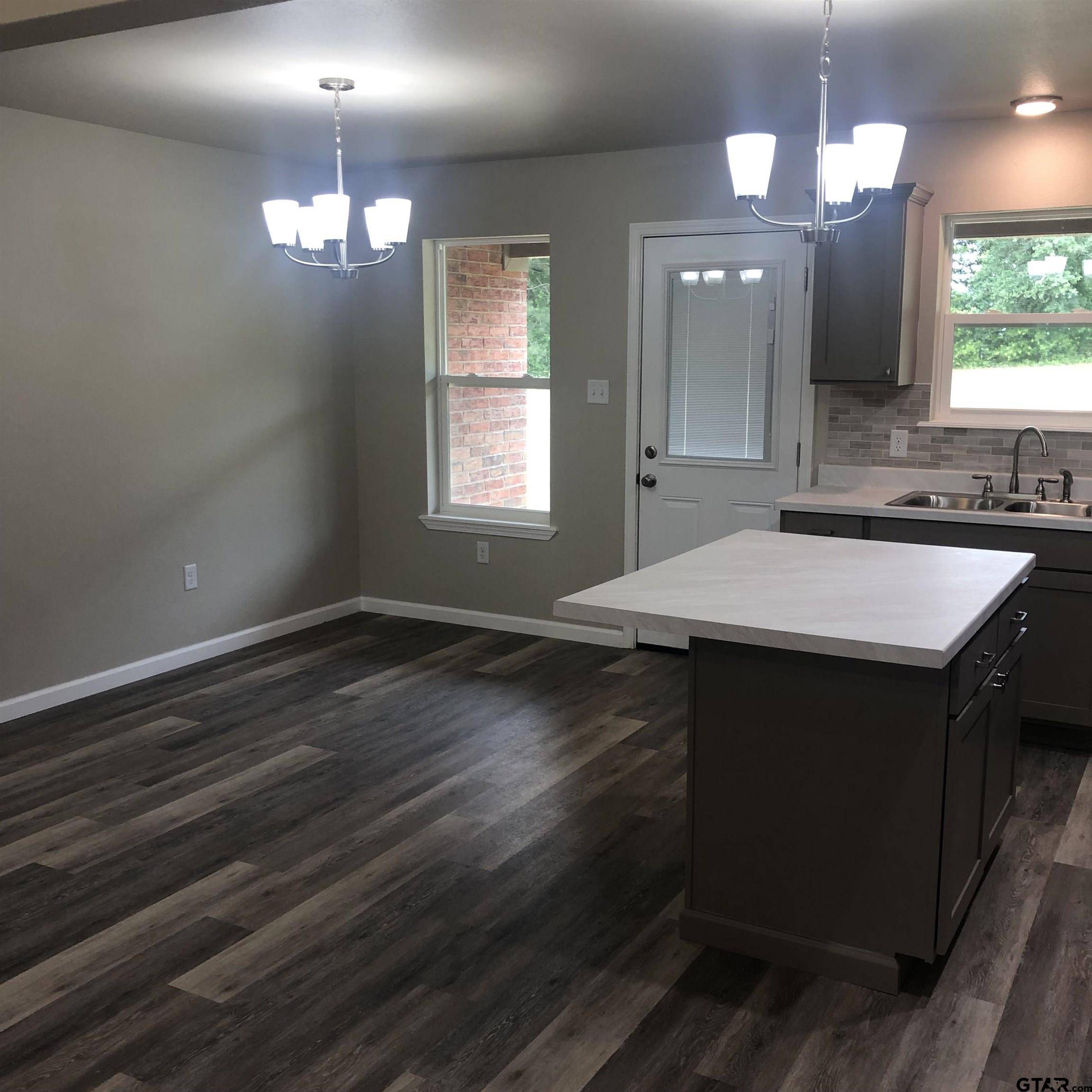 Naples, TX 75568,105 Meadow Lane