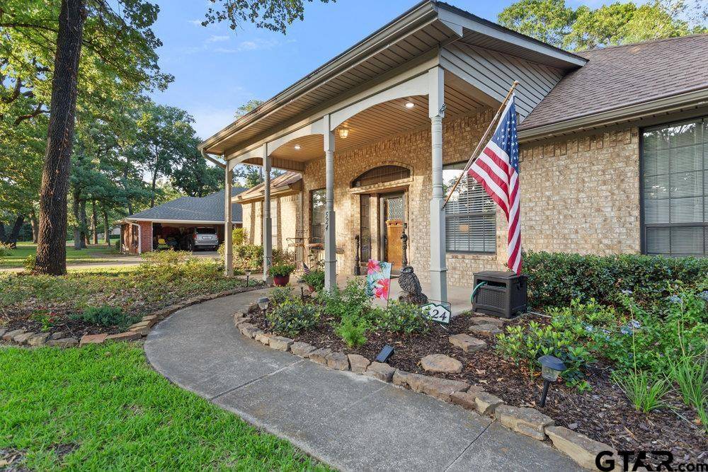 Mineola, TX 75773,524 CR 2610