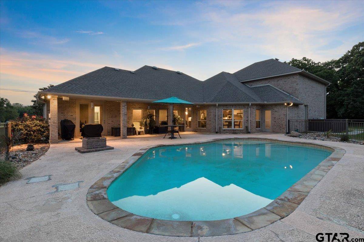 Paris, TX 75462,5168 Farm Road 196 N