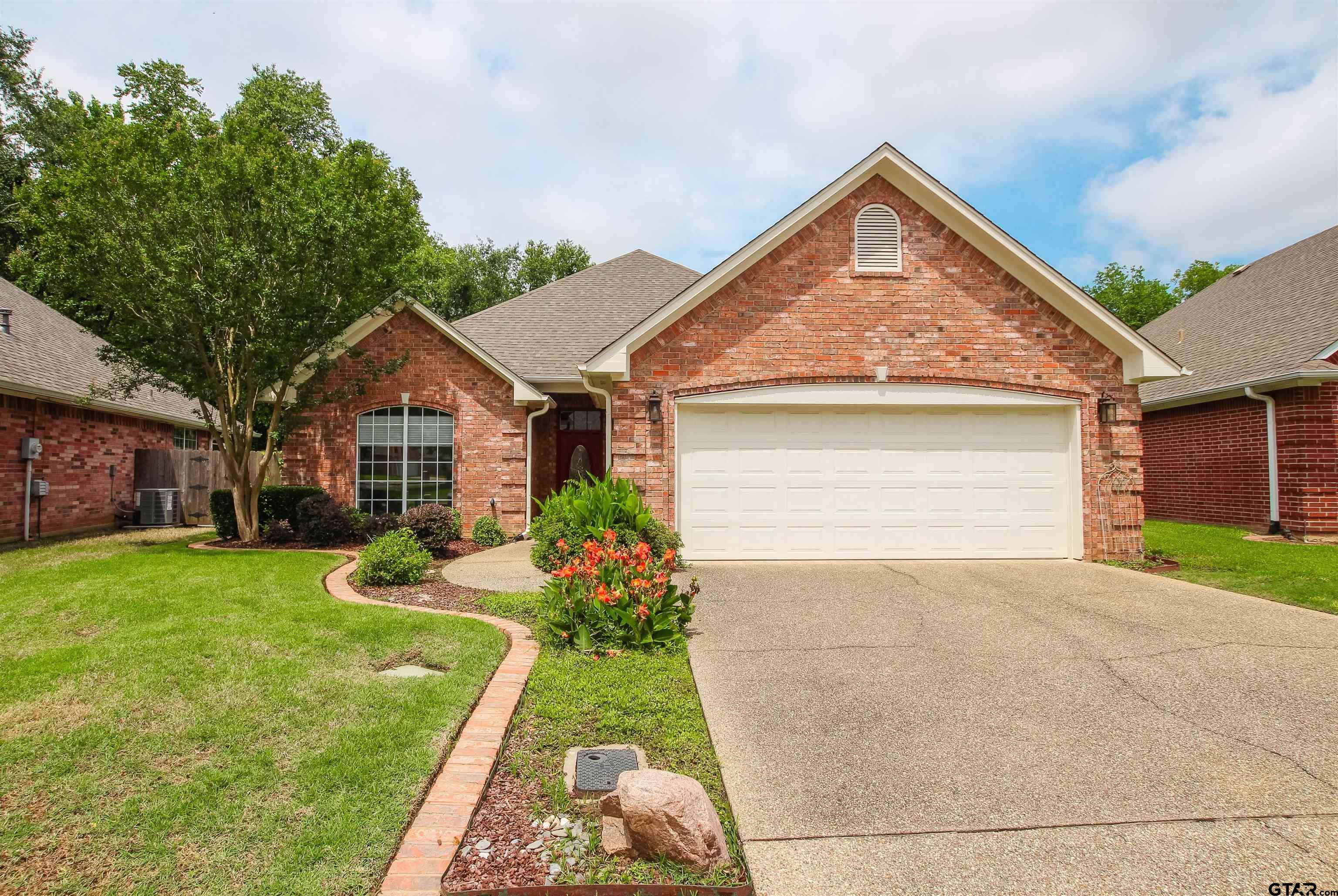 Tyler, TX 75703,5816 Hollybrook Dr
