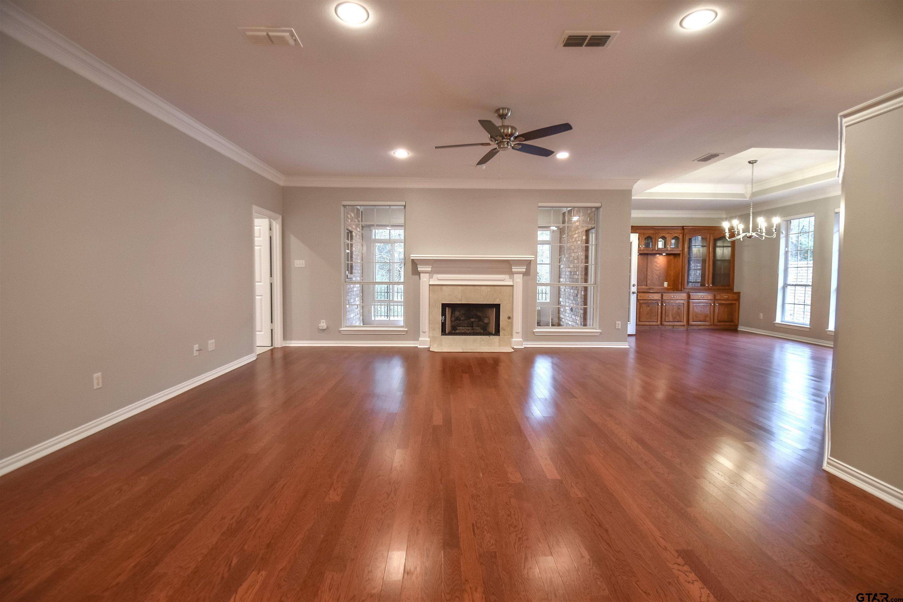 Tyler, TX 75703,5816 Hollybrook Dr