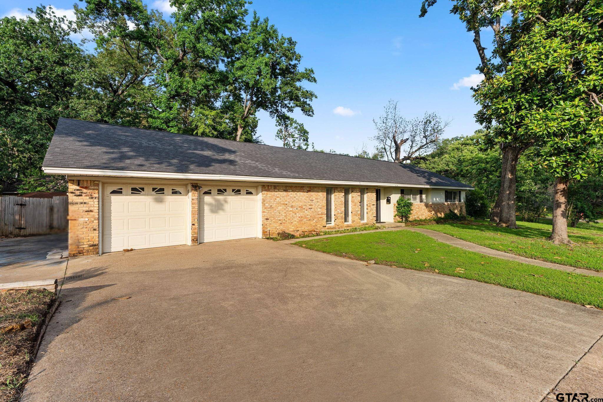 Tyler, TX 75701,3200 Decharles
