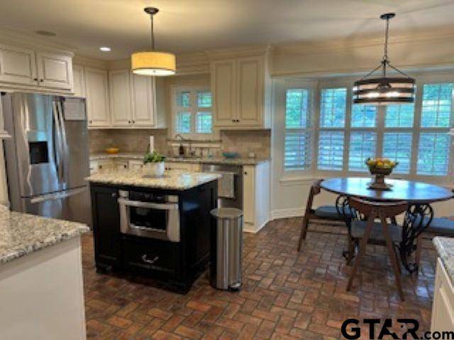 Tyler, TX 75701,3333 Woodbine