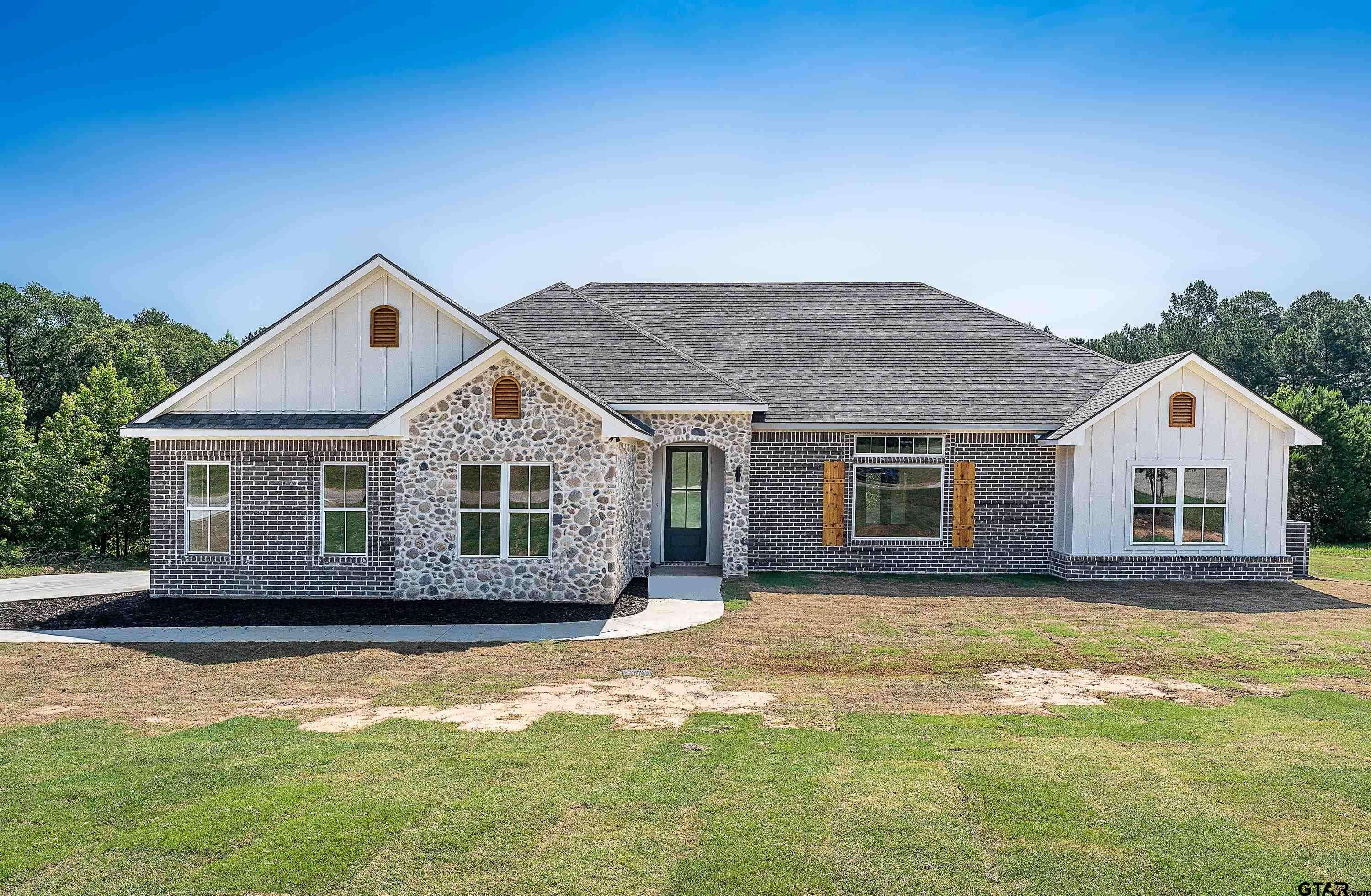 Henderson, TX 75654,125 CR 387D