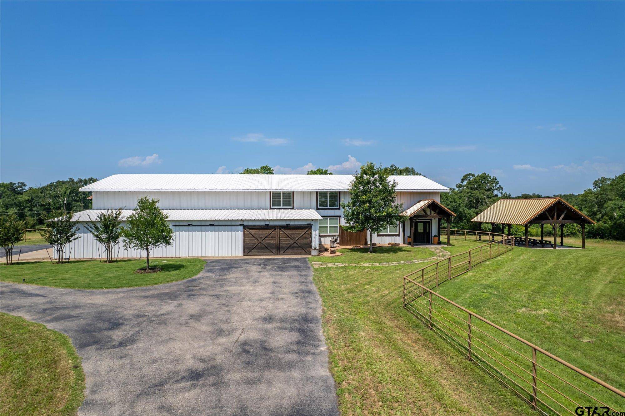 Grand Saline, TX 75140,131 VZ County Rd 1121