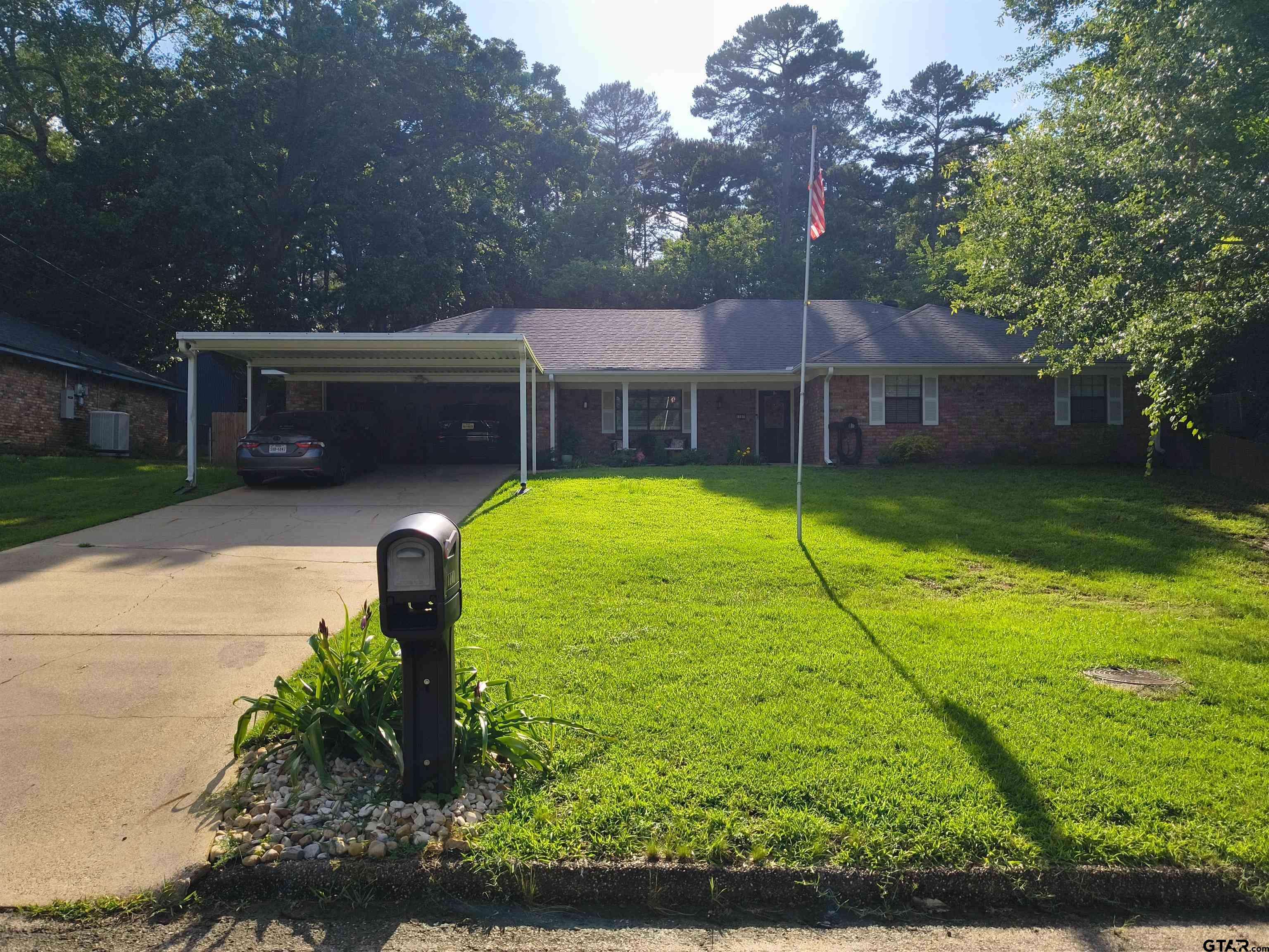 White Oak, TX 75693,1101 Idlewood Dr.