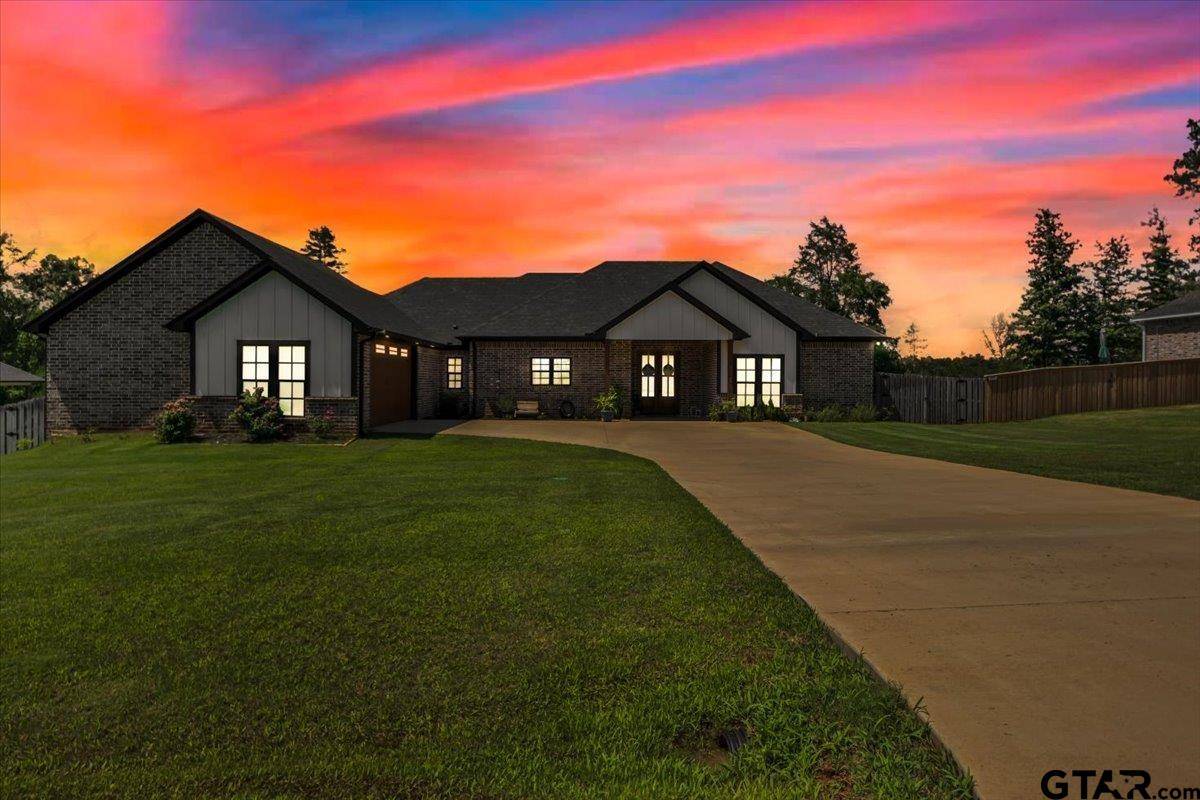 Lindale, TX 75771,18329 Timber Oaks Dr