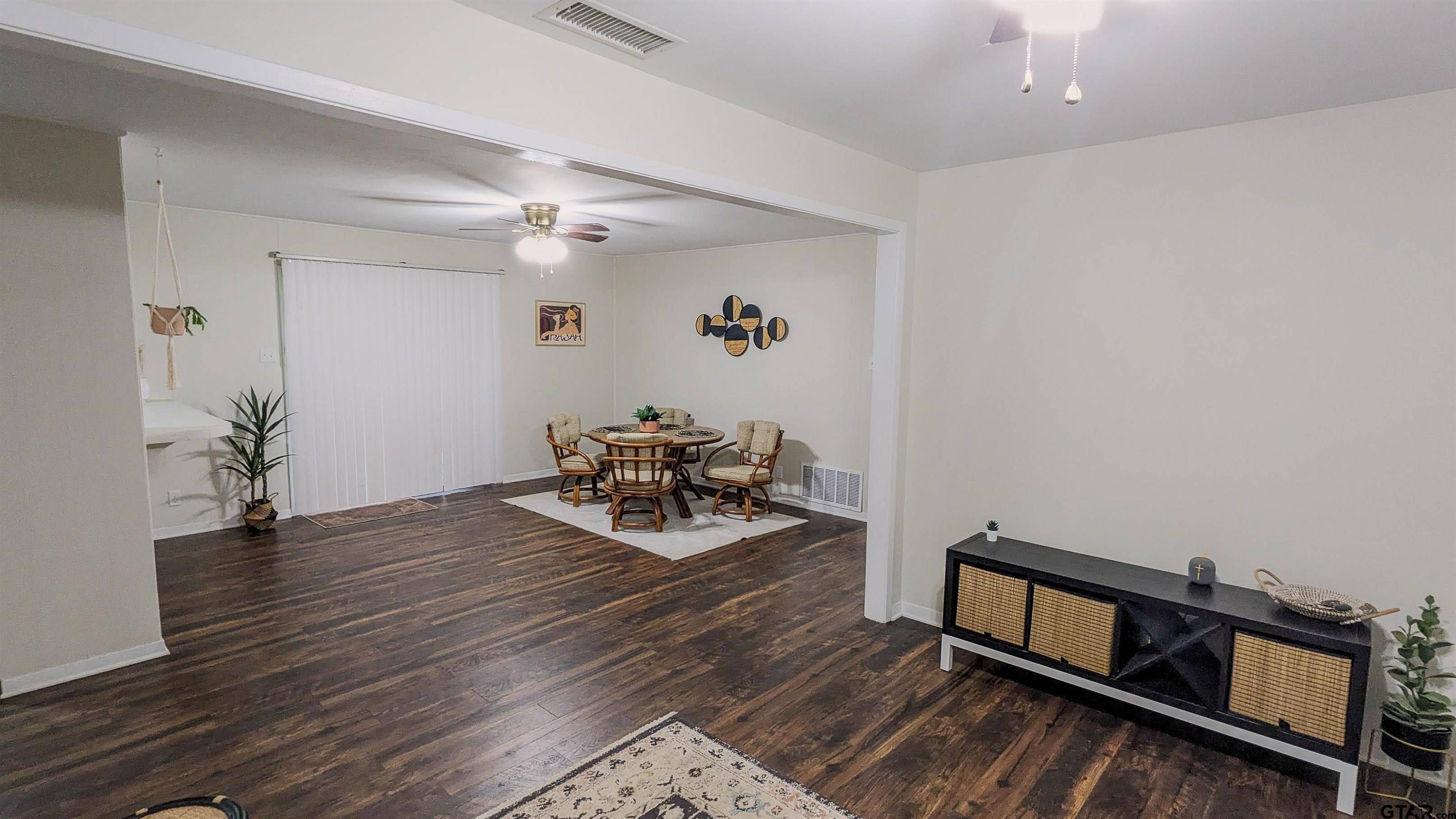 Tyler, TX 75701,1418 E Dawson