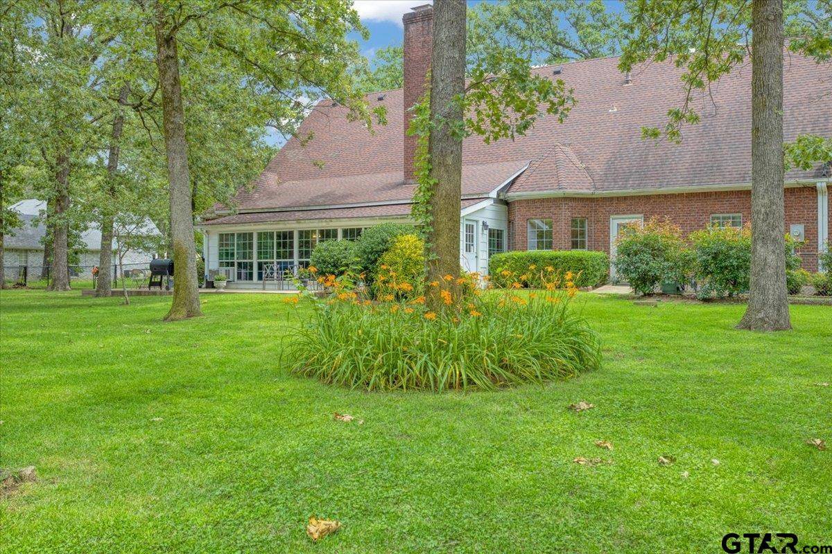 Powderly, TX 75473,415 Timber Lakes Dr
