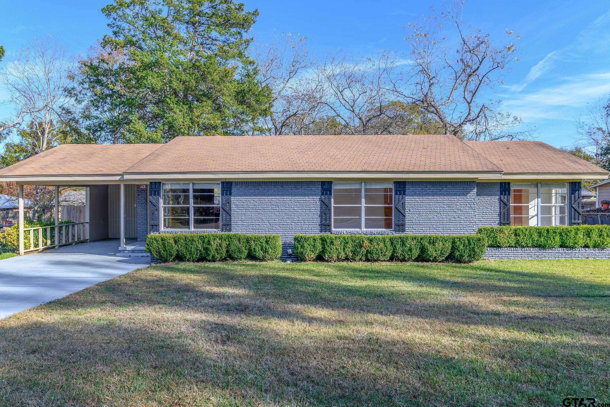Whitehouse, TX 75791,112 Lakeview St.