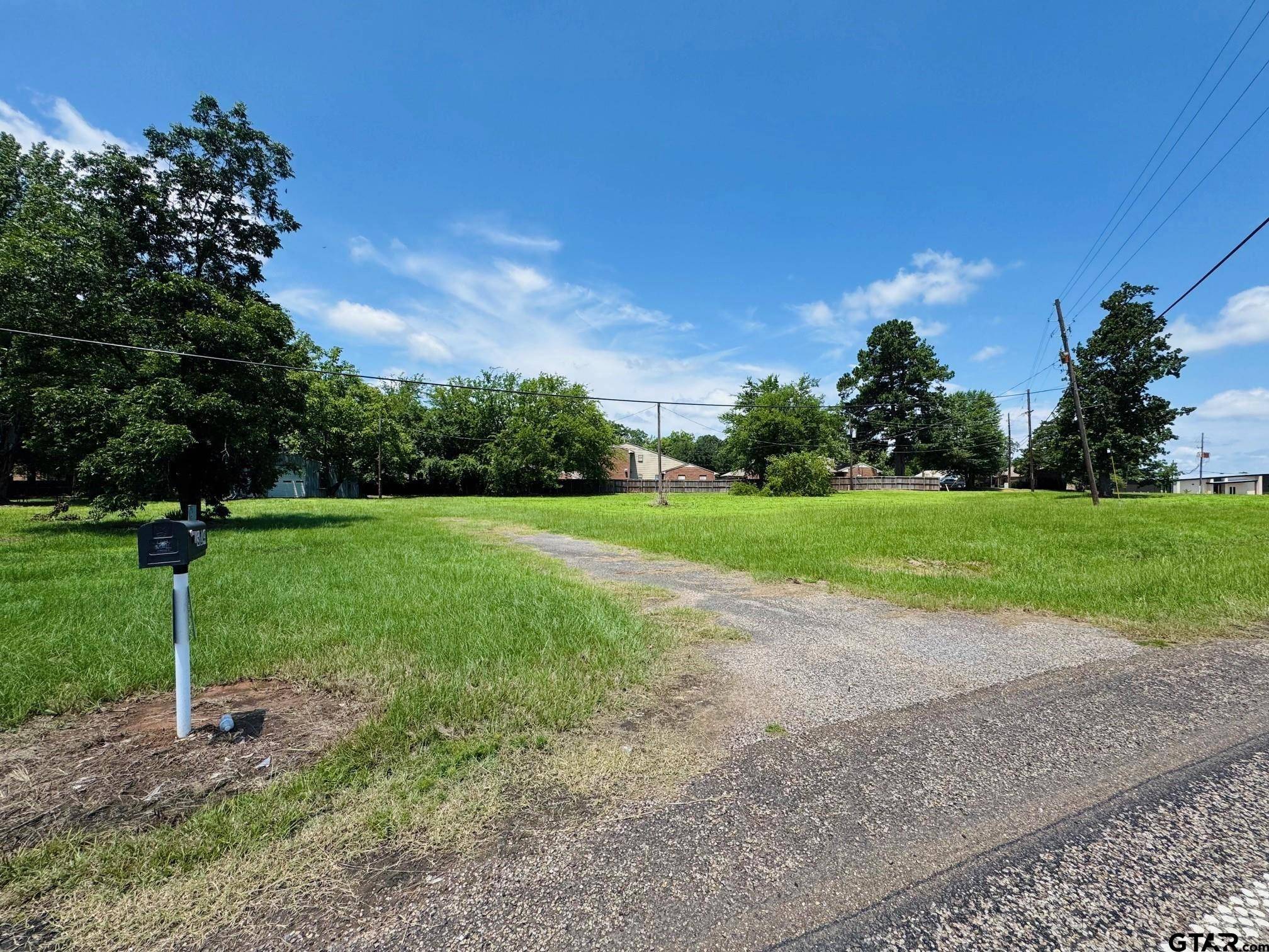 Pittsburg, TX 75686,314 Broach St.