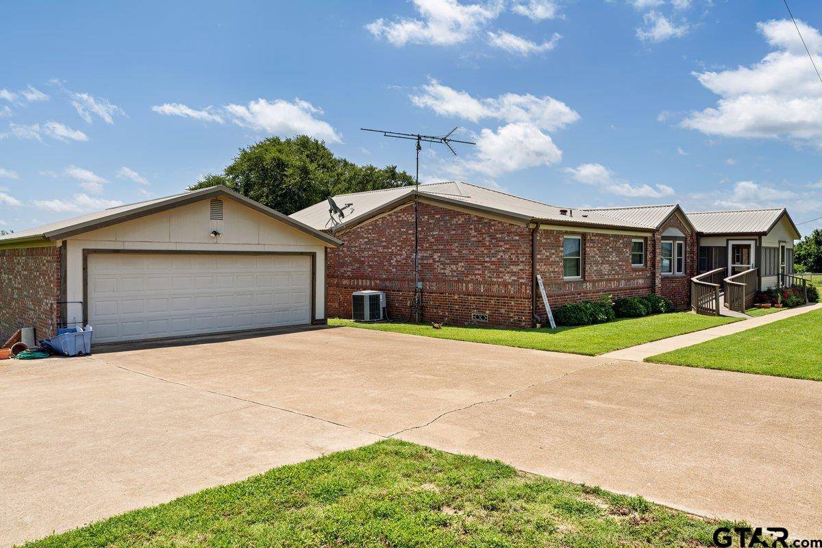 Lindale, TX 75771,20356 CR 482