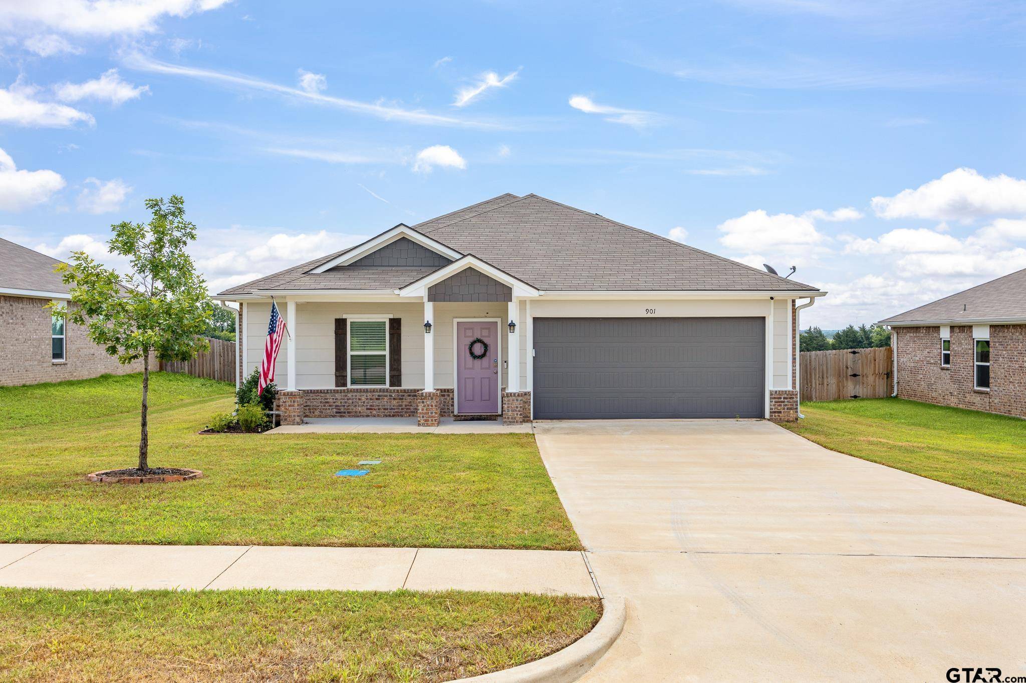 Chandler, TX 75758,901 Martin St