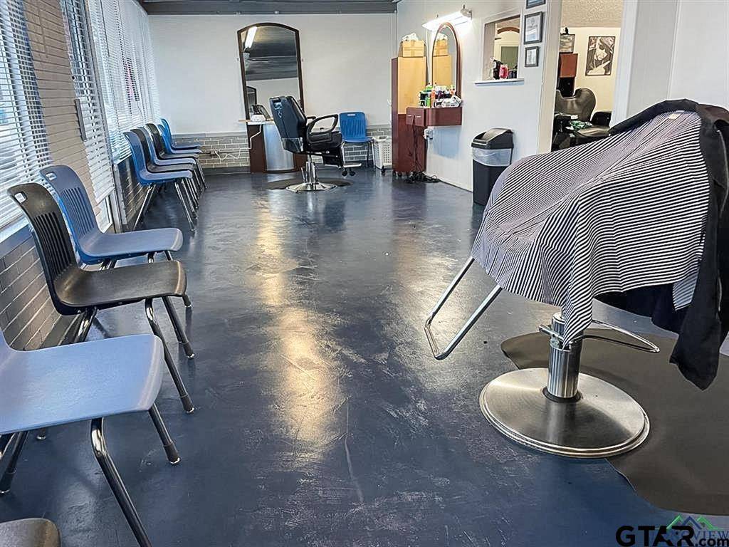 Longview, TX 75604,1818 PINE TREE RD