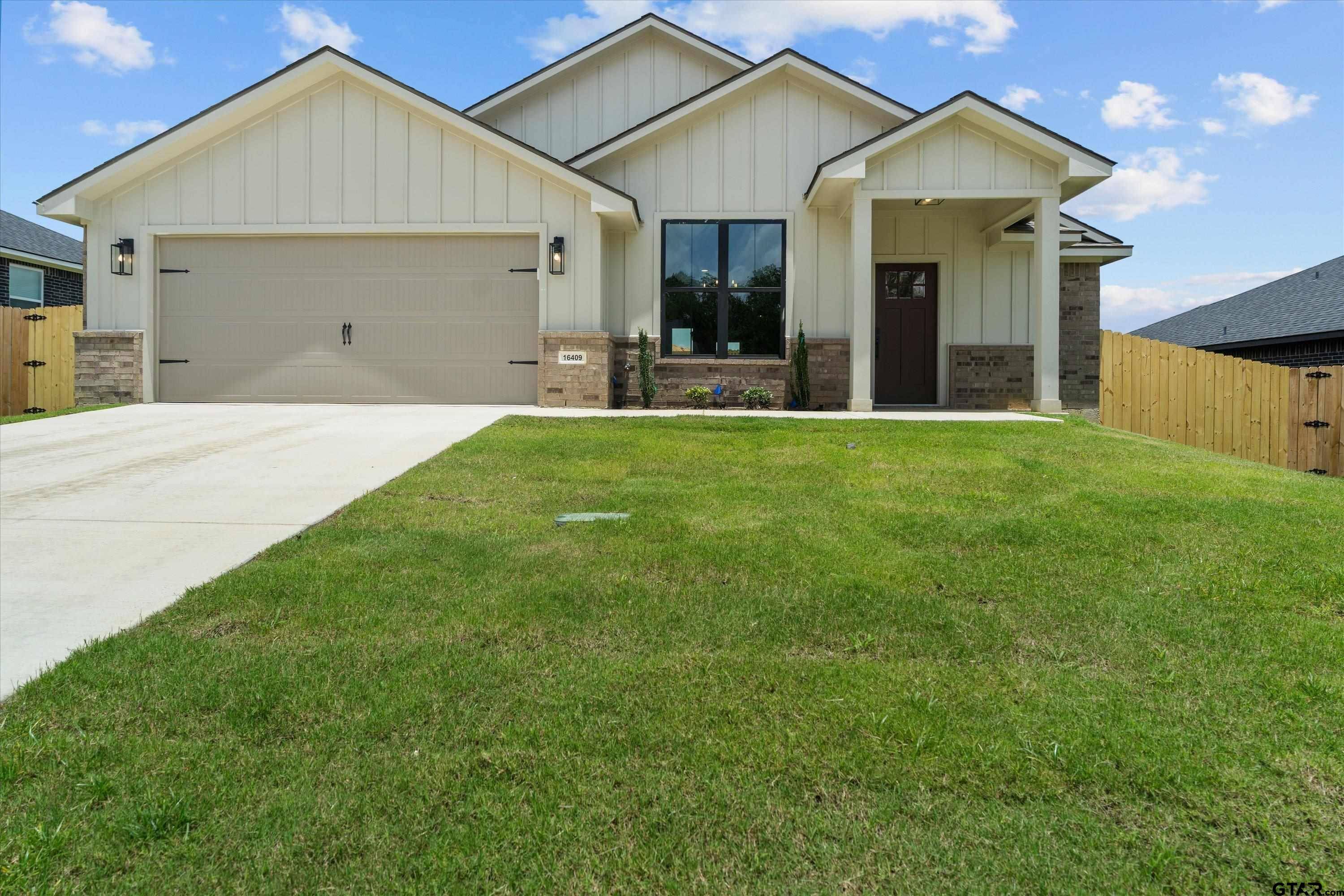 Lindale, TX 75771,16409 Crossing Circle