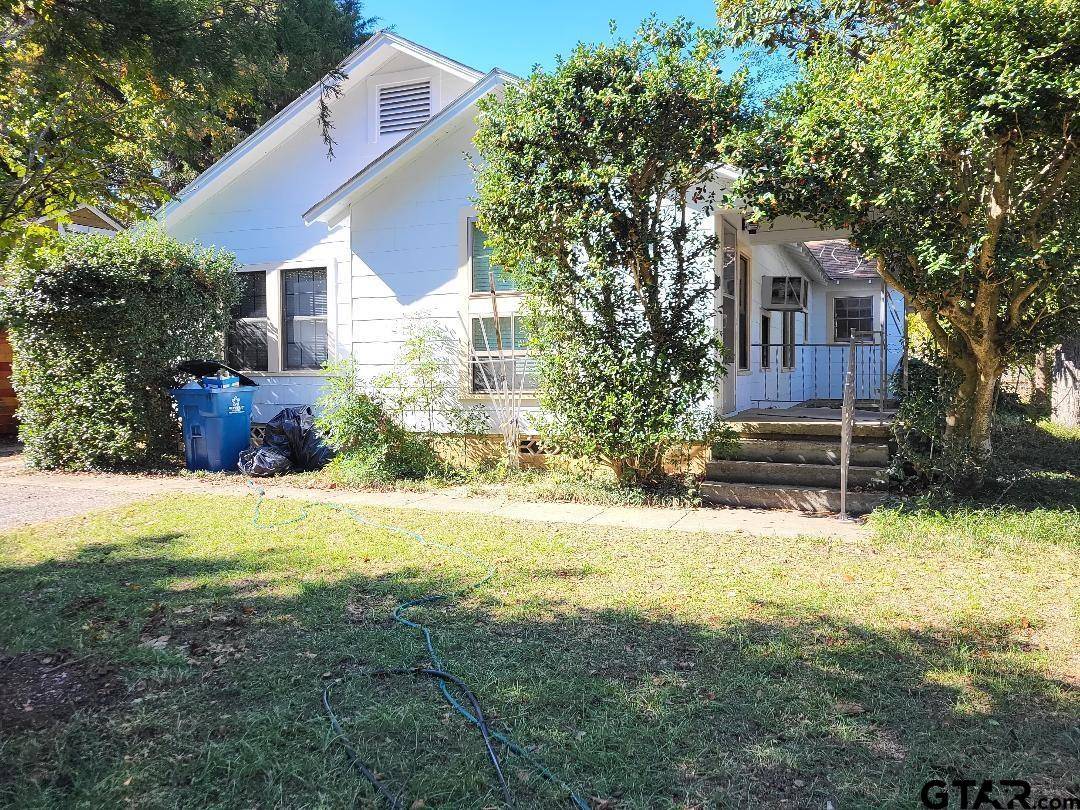Gladewater, TX 75647,711 Wood St.