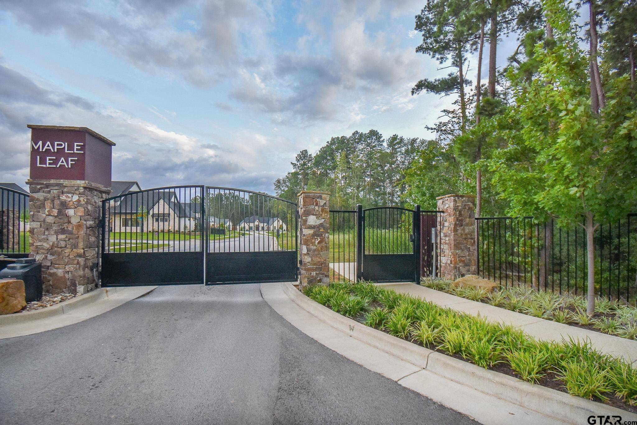 Tyler, TX 75703,7933 Maple Ln