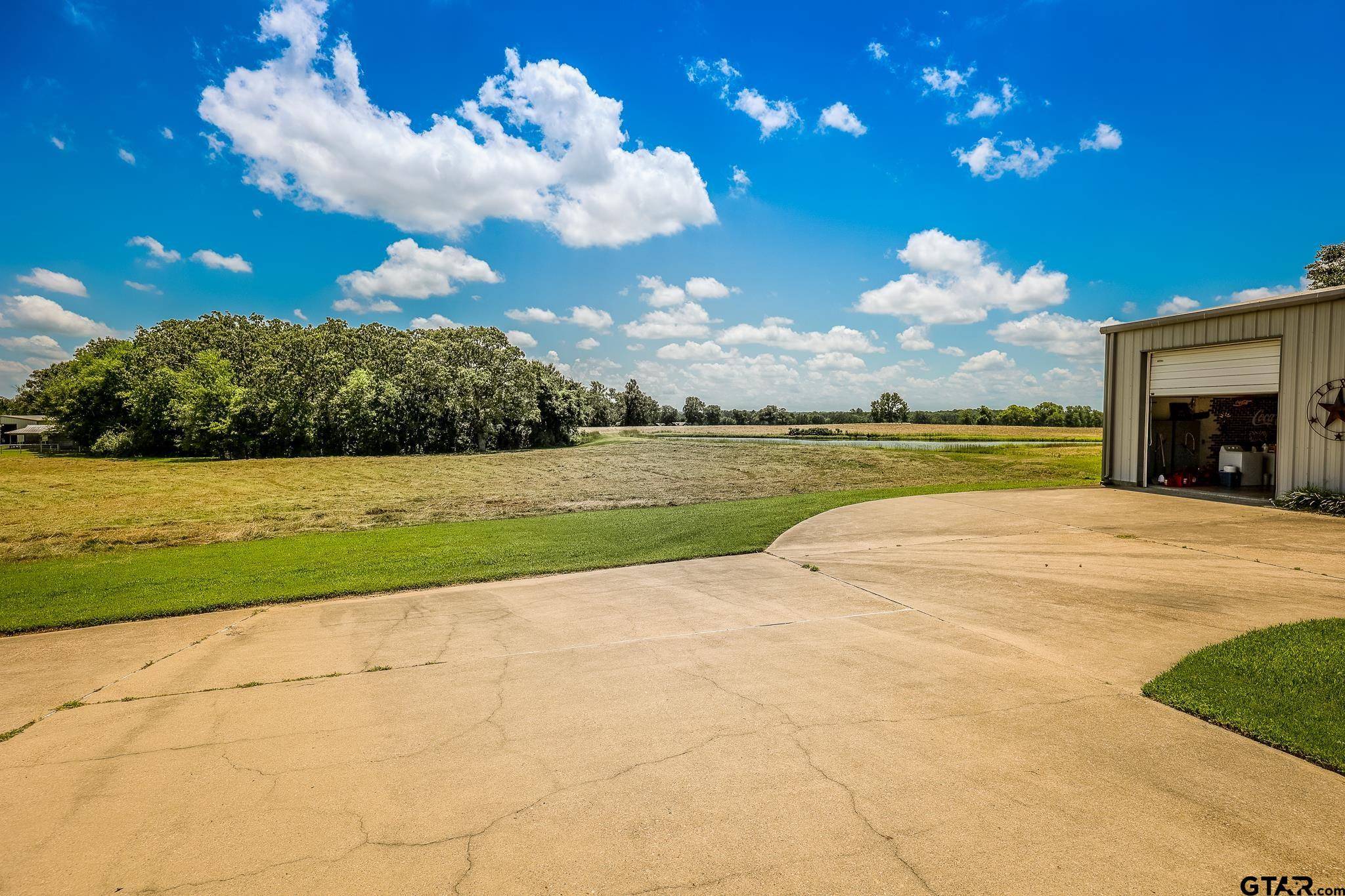 Winnsboro, TX 75494,1127 SW CR 3230
