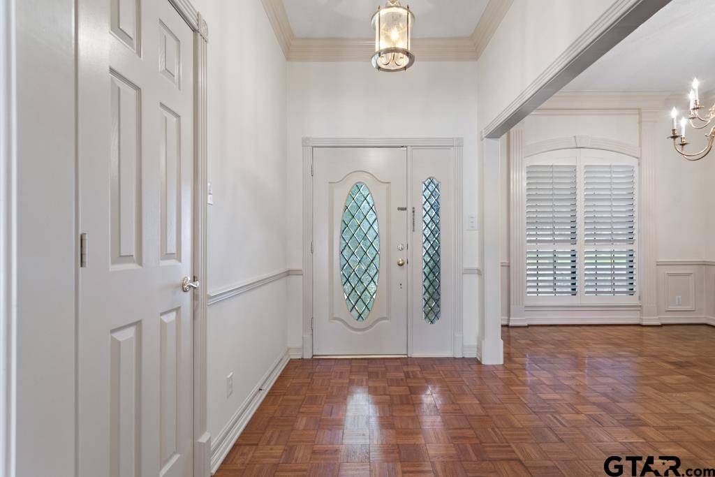 Tyler, TX 75703,5802 Briar Creek Dr