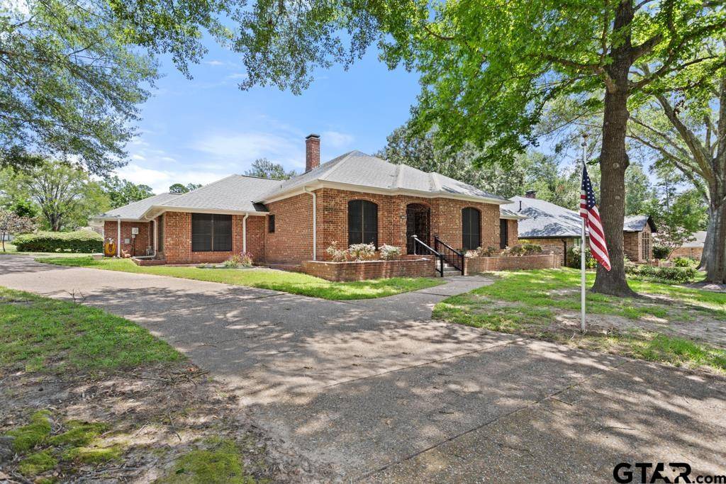 Tyler, TX 75703,5802 Briar Creek Dr